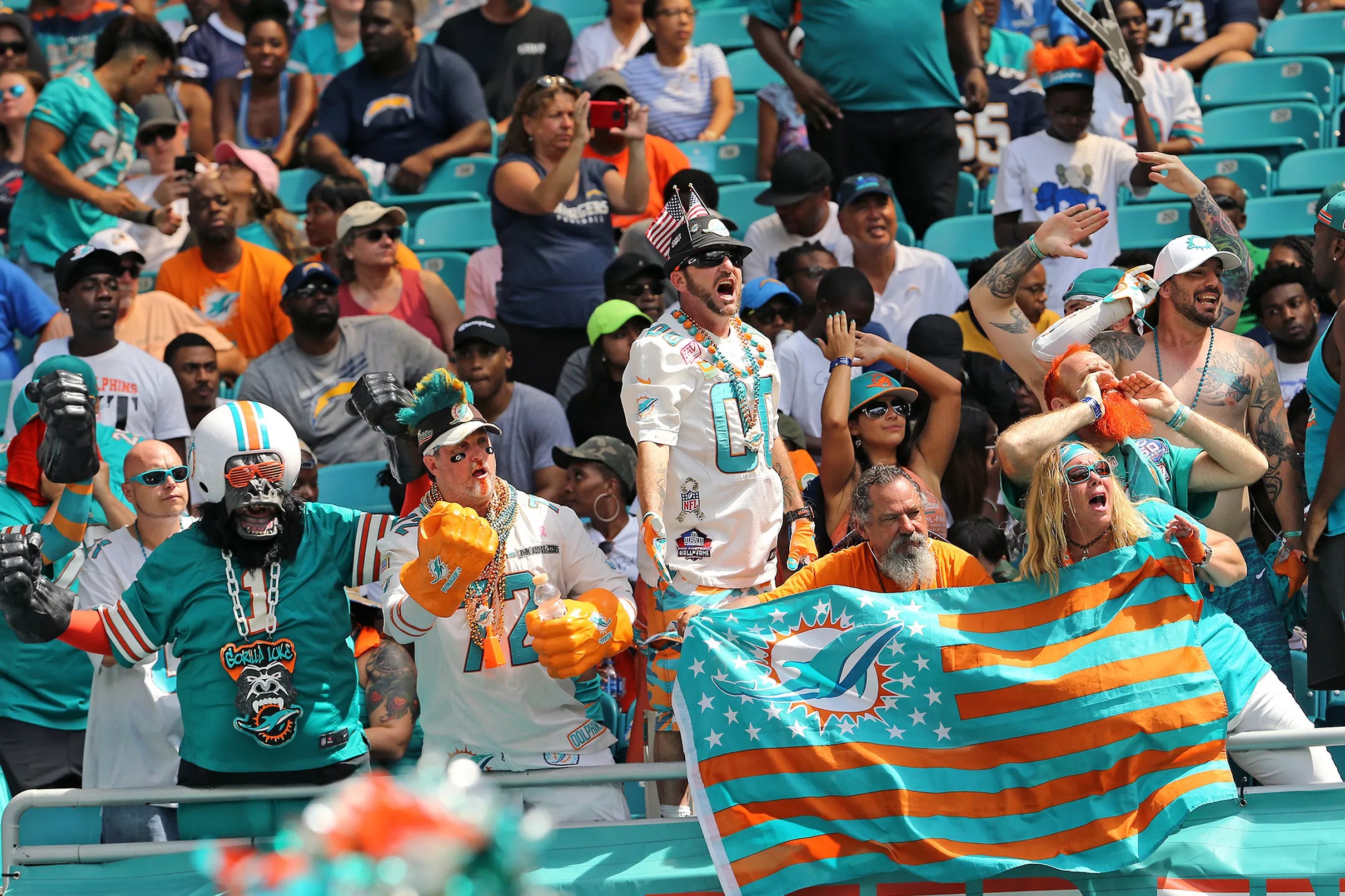 Dolphins fan confidence grows into a majority over bye week