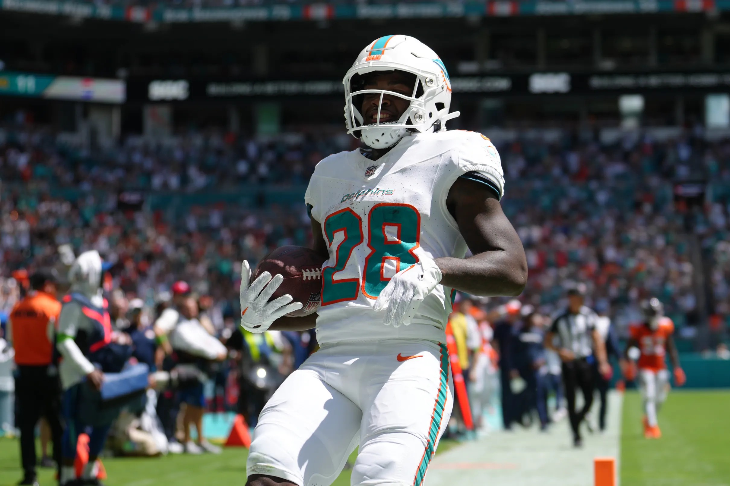 Miami Dolphins' Most Valuable Player  Week Three; Despite the heat, it was  snowing in Miami Gardens - The Phinsider