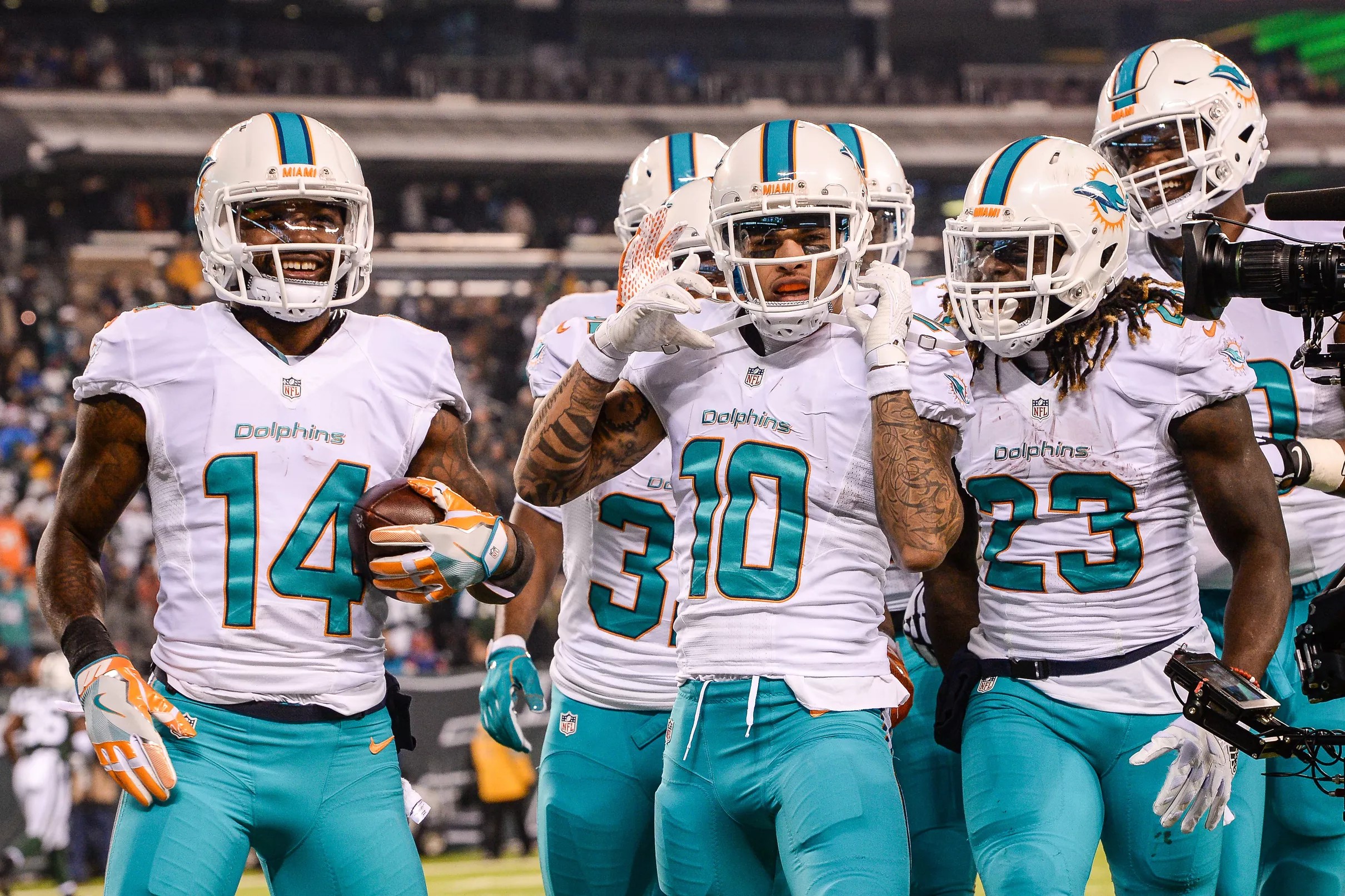 Chicago Bears add former Miami Dolphins wide receiver Isaiah Ford - The  Phinsider