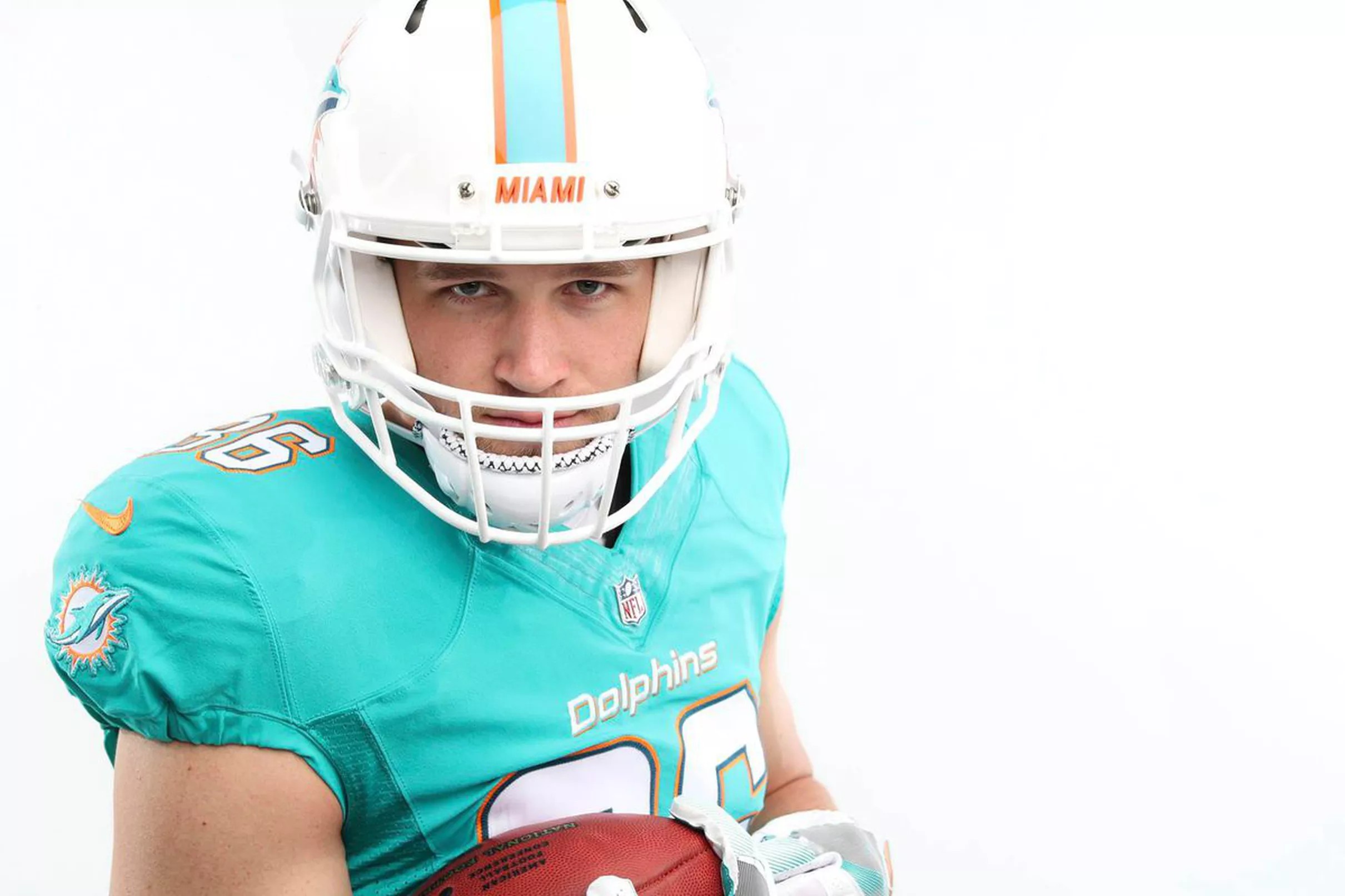 Miami Dolphins: Mike Gesicki is finding his groove, making an impact