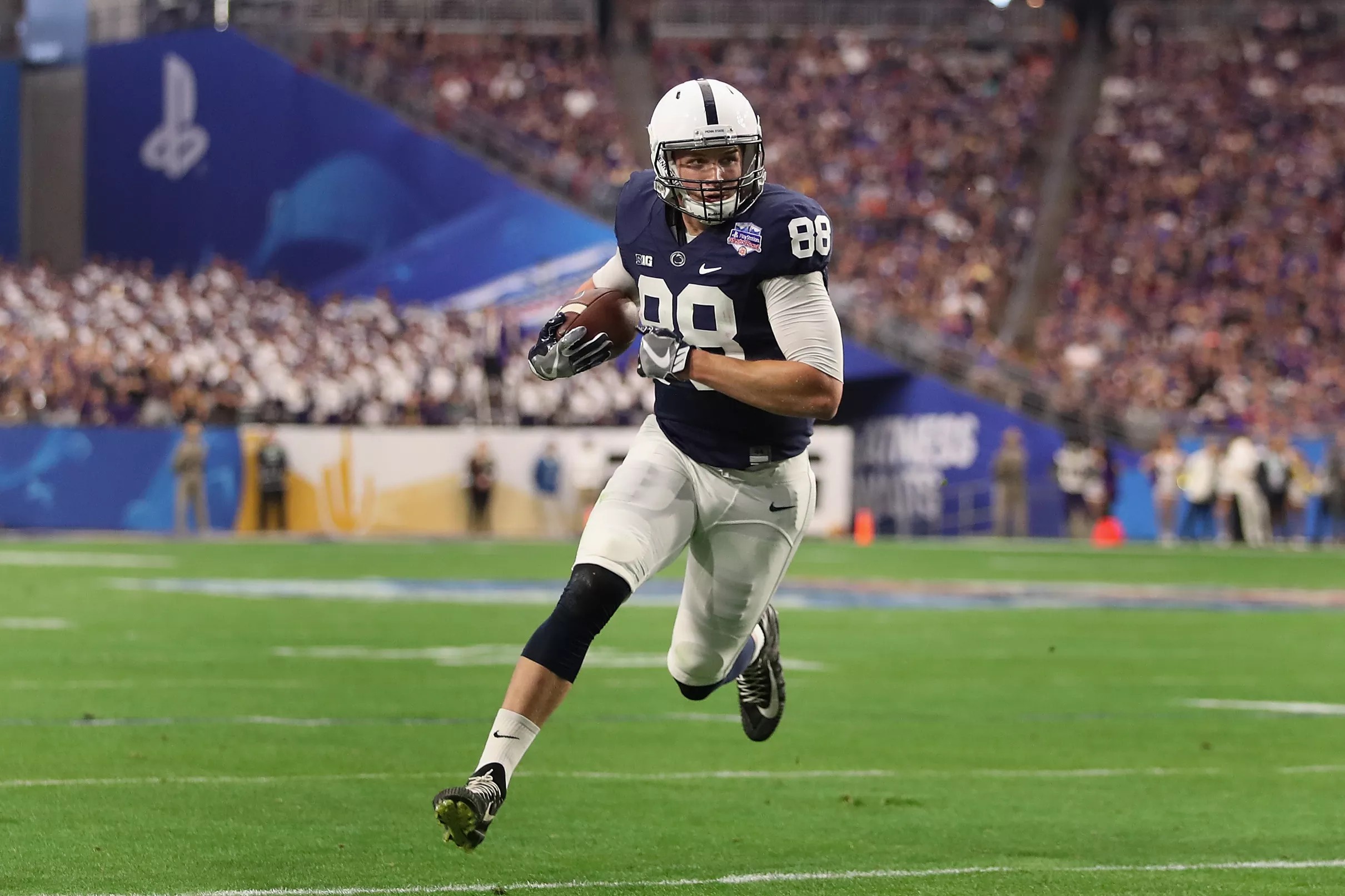 Insider look at Miami Dolphins second round draft pick Mike Gesicki