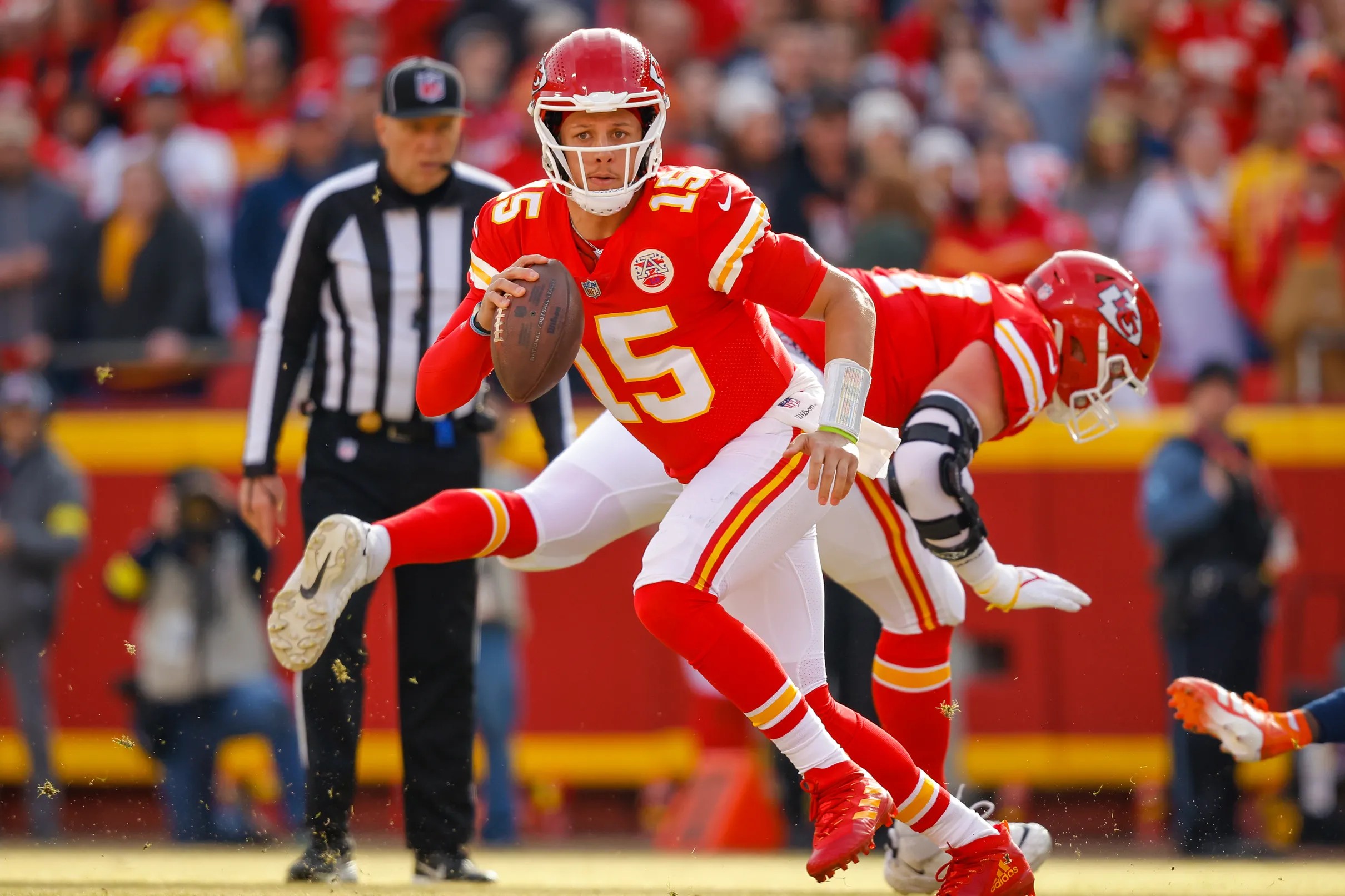 Sunday Night Football: Tennessee Titans @ Kansas City Chiefs Live Thread &  Game Information - The Phinsider