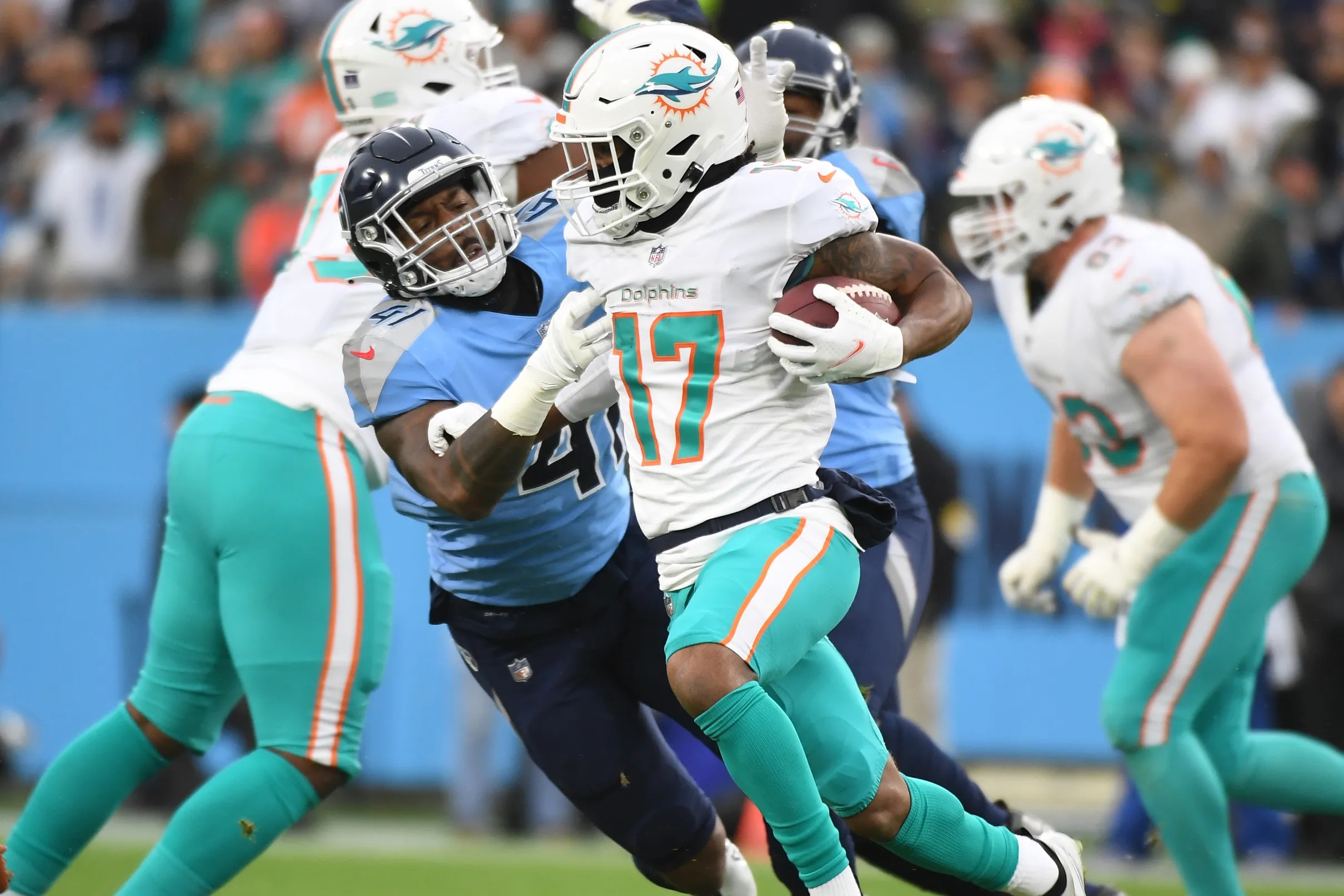 Dolphins Week 17 Rookie Report Card: Few bright spots in crushing loss