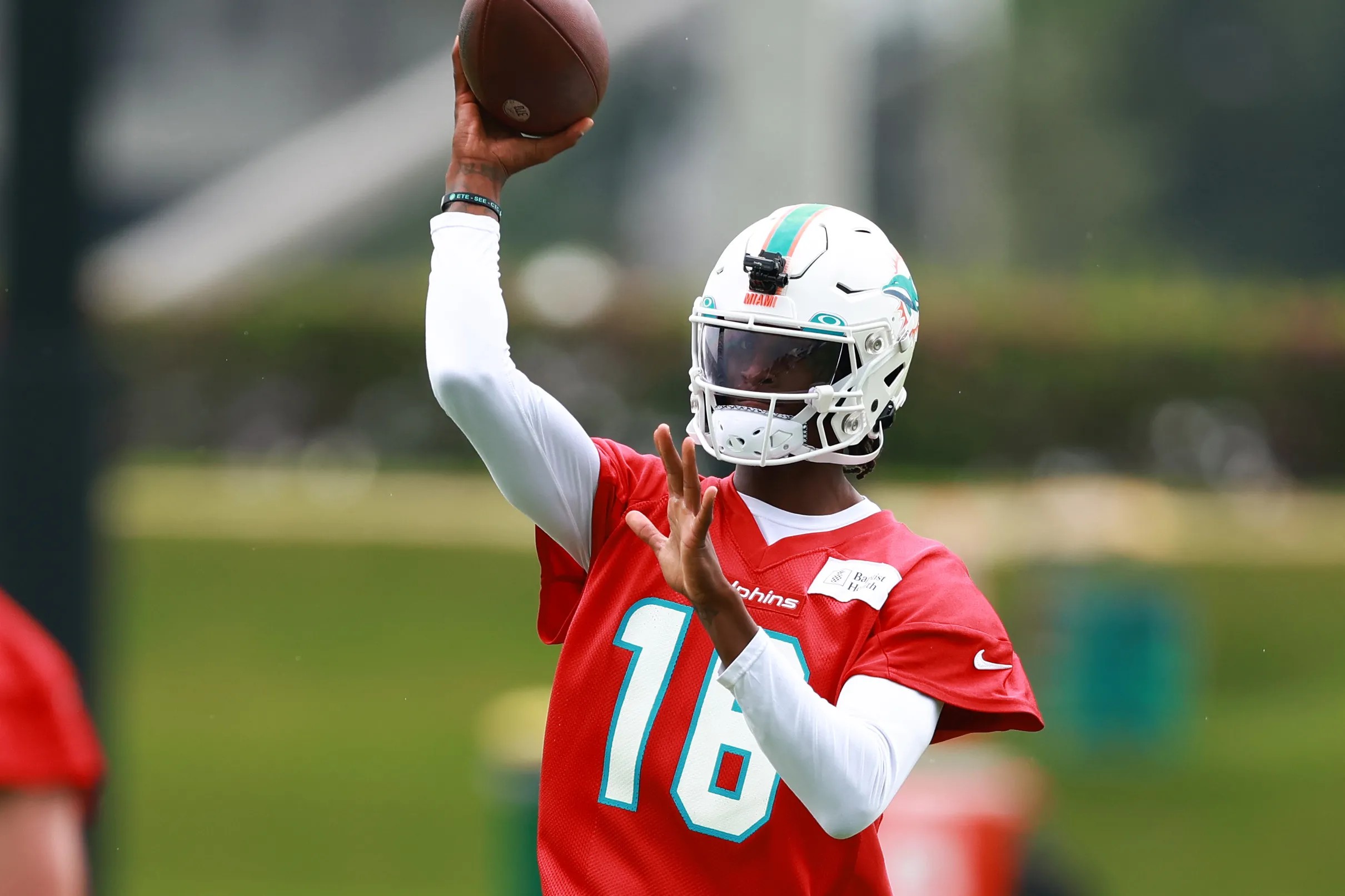 MIke White returns home to South Florida as Miami Dolphins quarterback