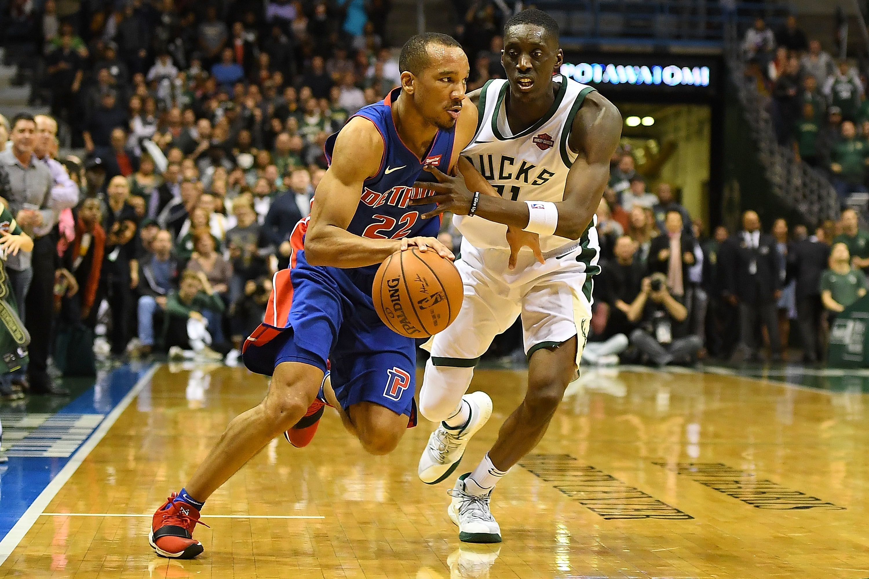 Milwaukee Bucks beat Detroit Pistons 9995 with hounding defense