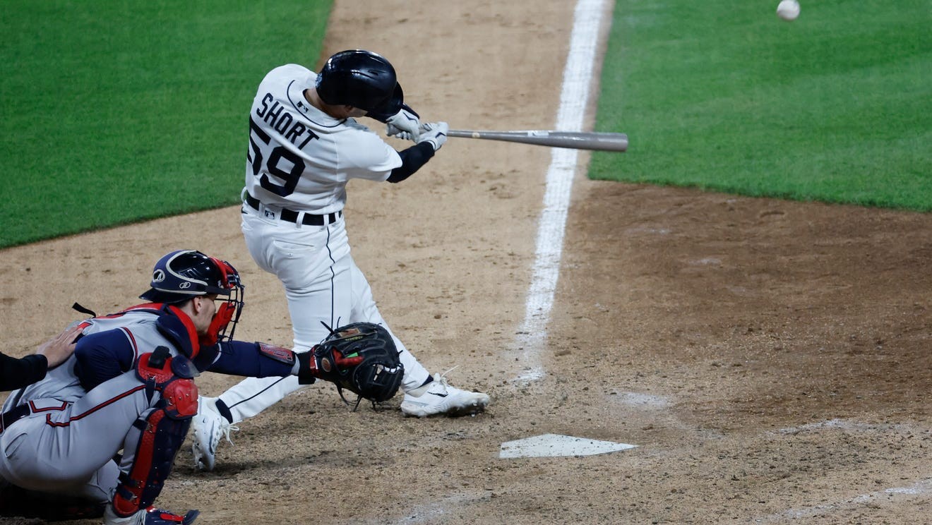 Watch Detroit Tigers' Miguel Cabrera hit first home run of the