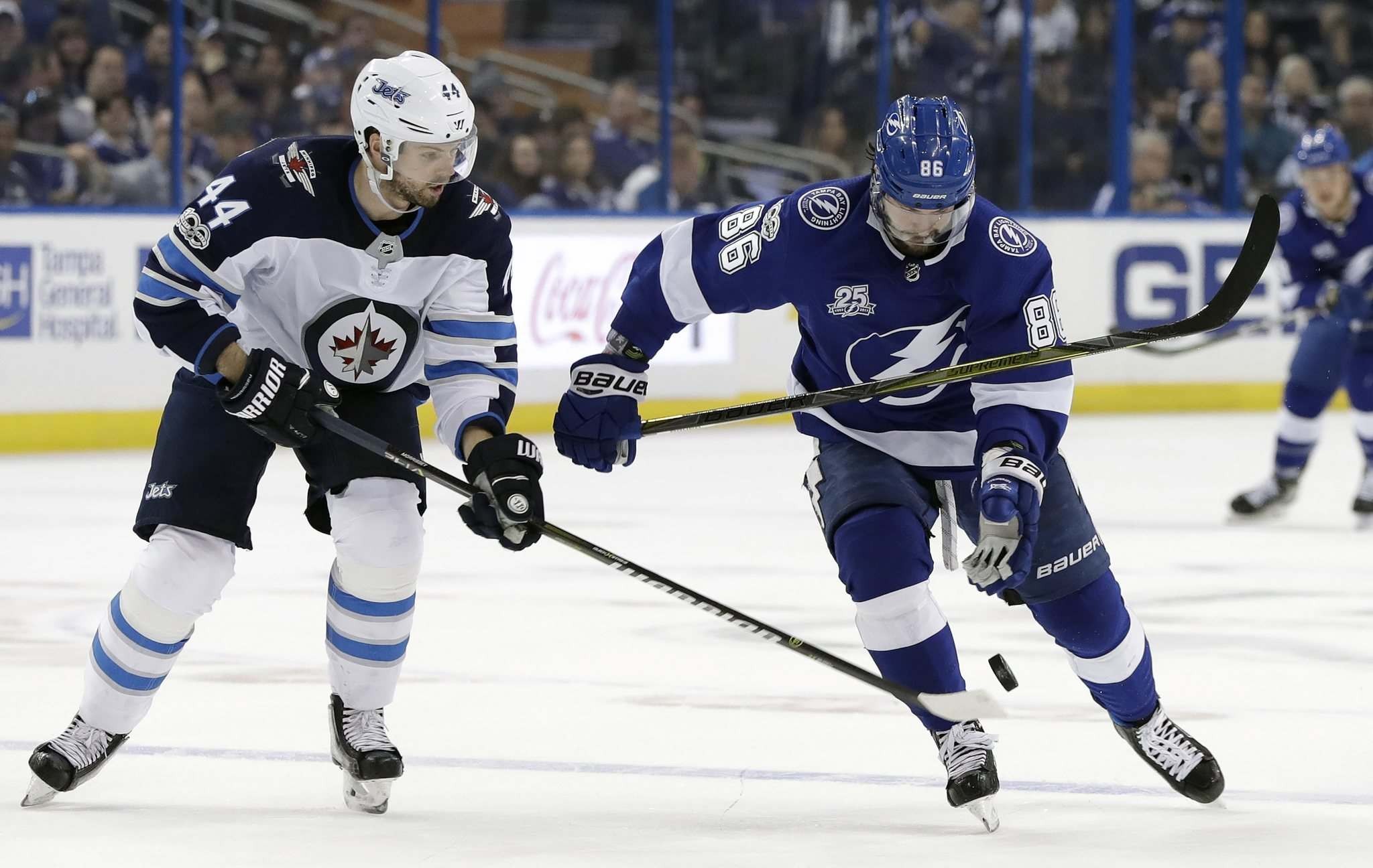 Jets Look To Snap Losing Streak In Monday Game Against Canucks