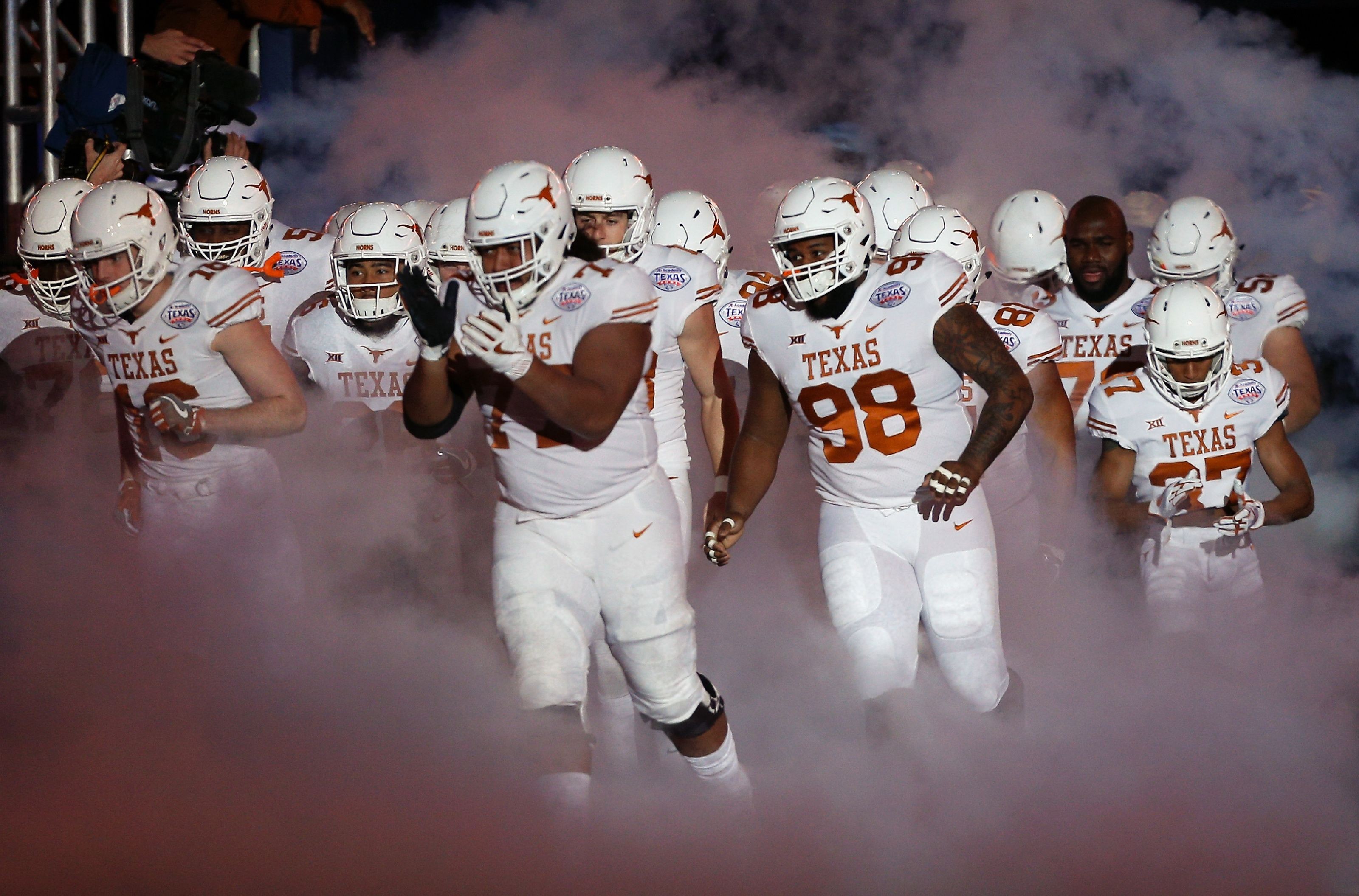 Texas Football: Predicting realistic results for the Longhorns for the