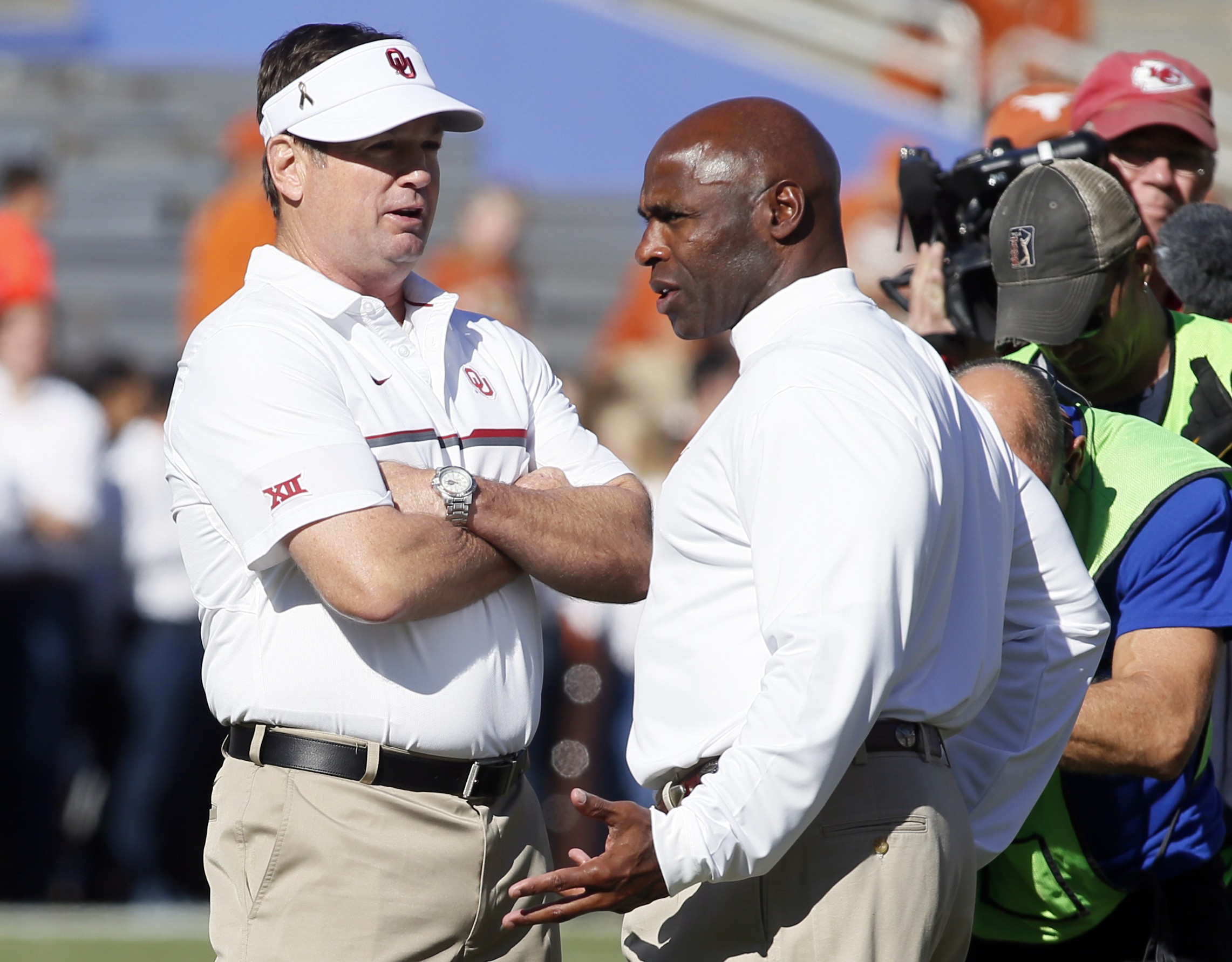 Breaking Huge Texas rival retiring as head coach