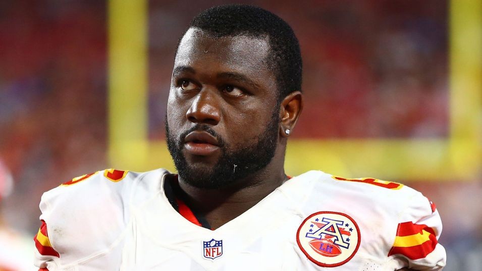 Ben Grubbs is leading the Chiefs whether he likes it or not