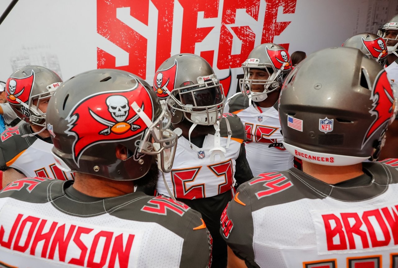 Bucs Start Roster Trim with DLine Moves