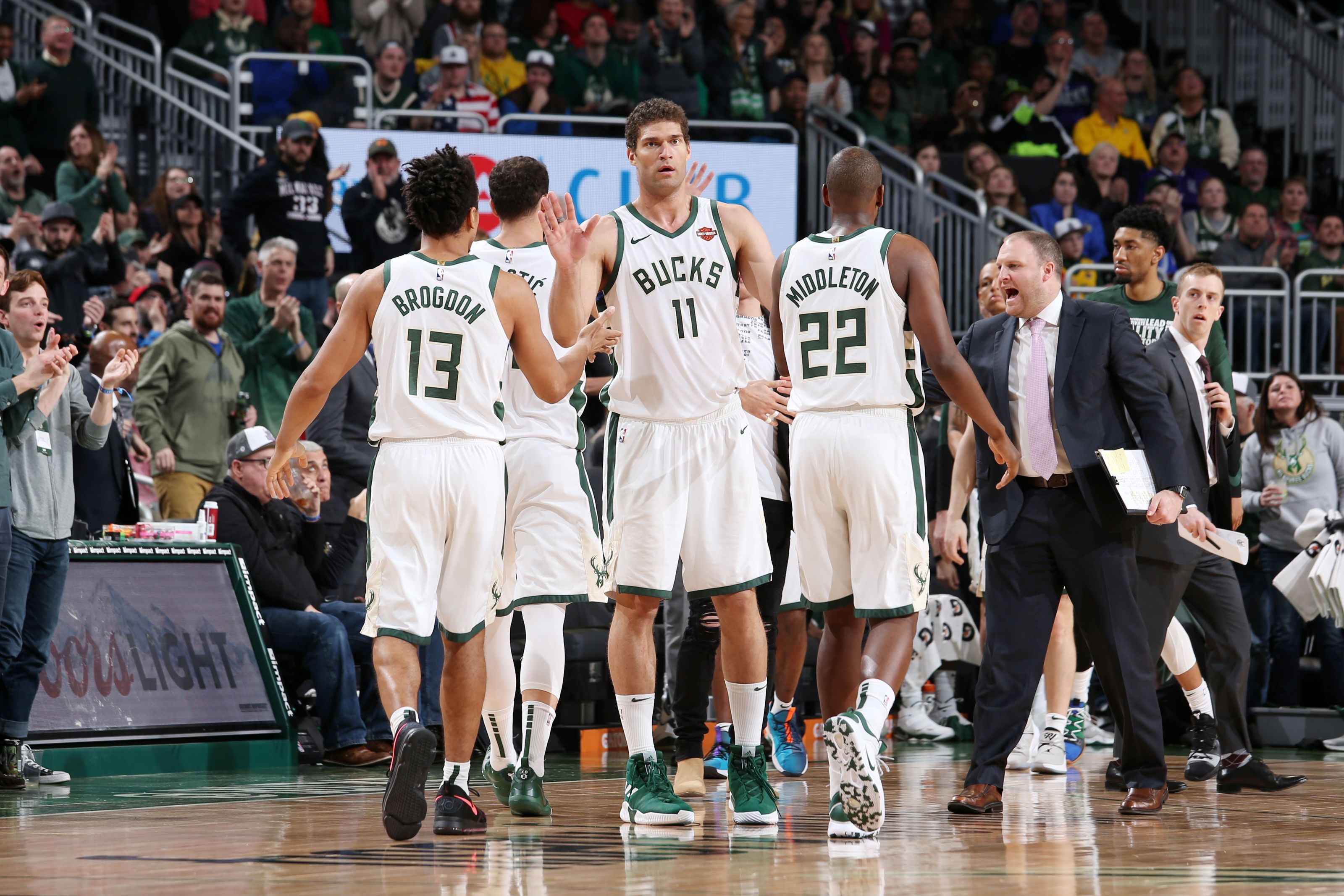 Milwaukee Bucks Daily Looking at the Bucks’ play on the road