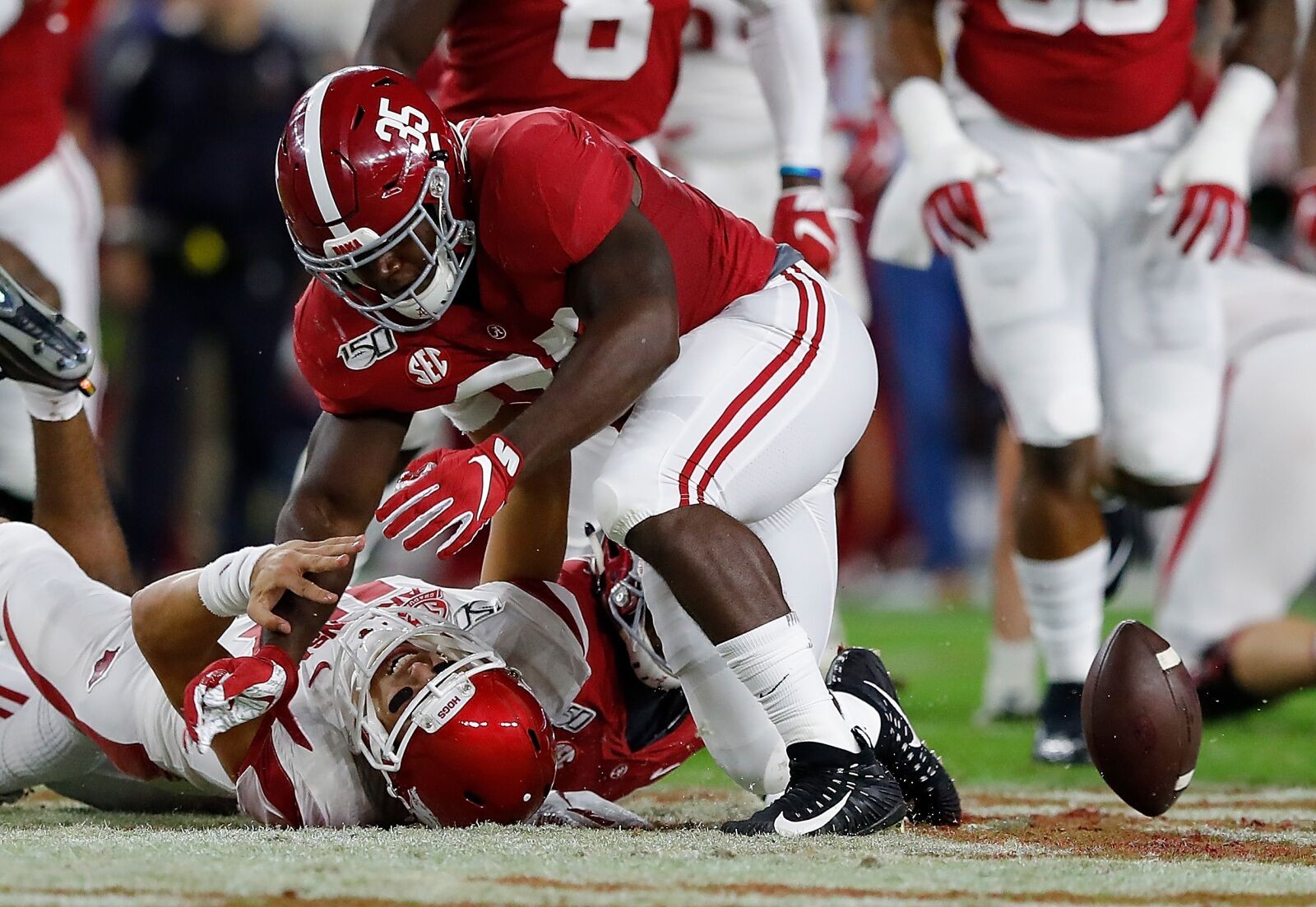 Alabama Football: True Freshman Shane Lee Grew Up On The Fly