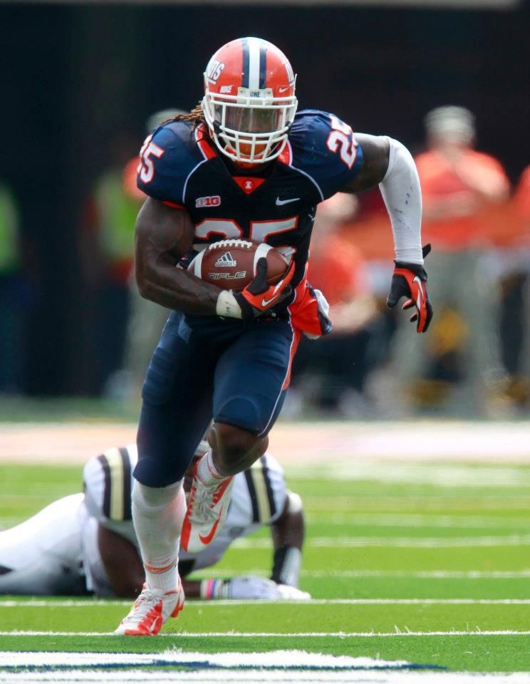 A Definitive Ranking of Illinois Athletics Uniforms - The Champaign Room