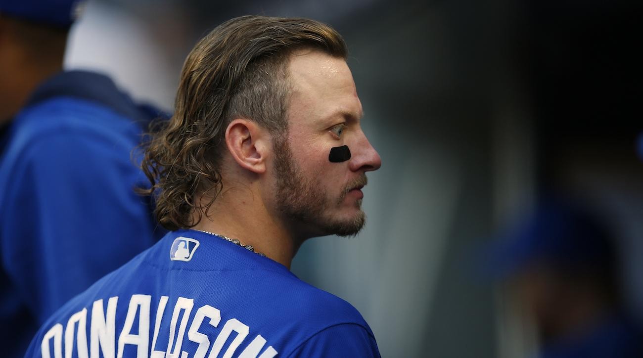 Watch: Josh Donaldson restrained from manager during dugout spat