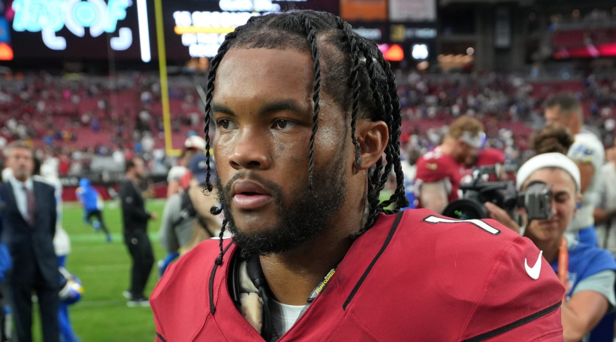 Kyler Murray's Pregame Outfit Went Viral Friday Night - The Spun: What's  Trending In The Sports World Today