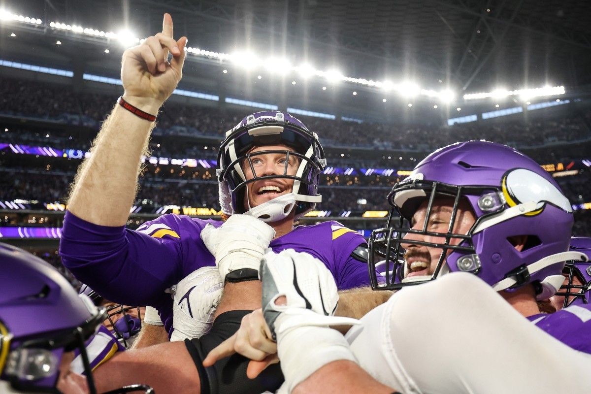 Kirk Cousins, Vikings complete largest comeback in NFL history