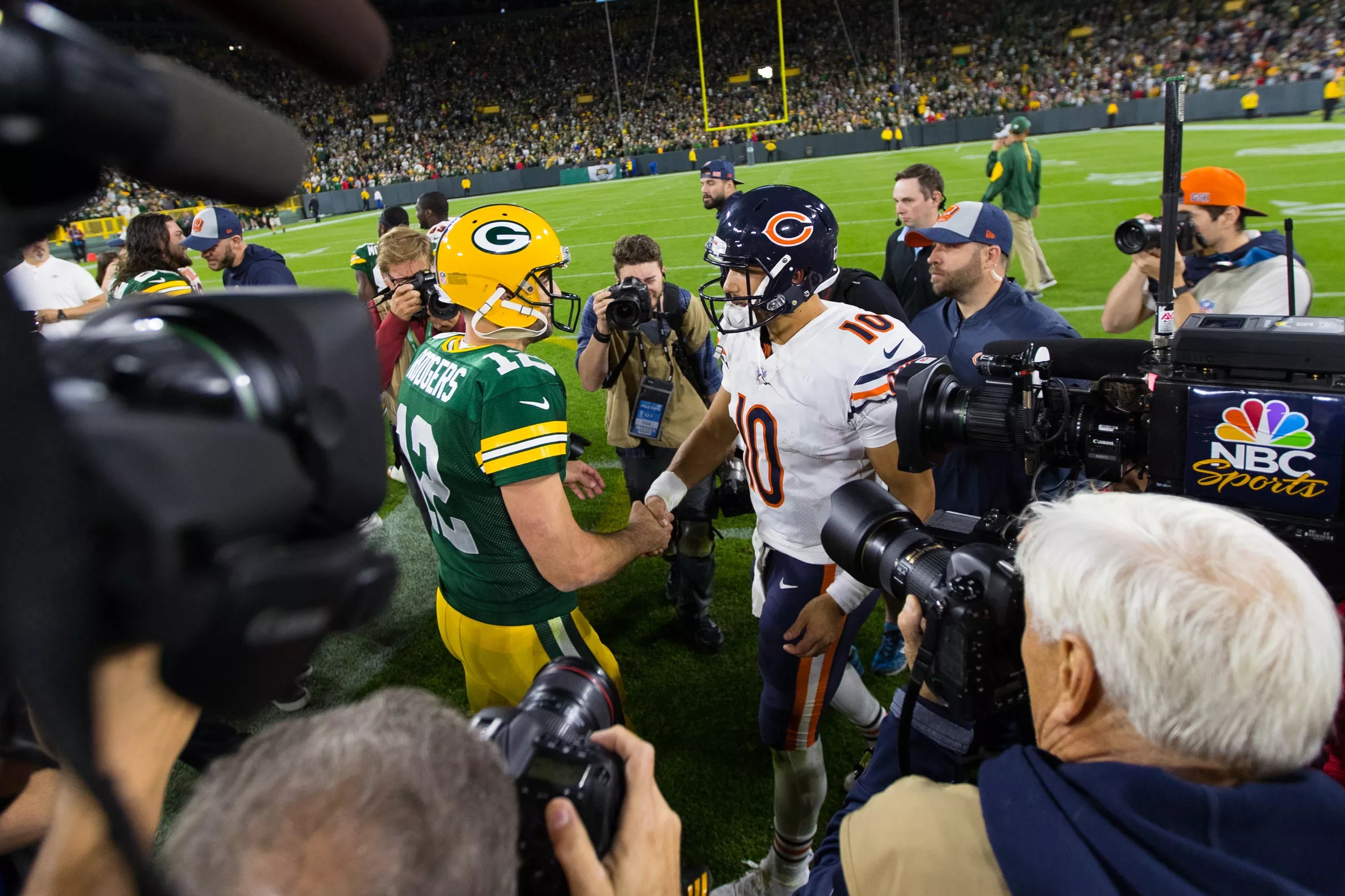 Bears vs Packers Game previews, Playoff scenarios, channel info, how