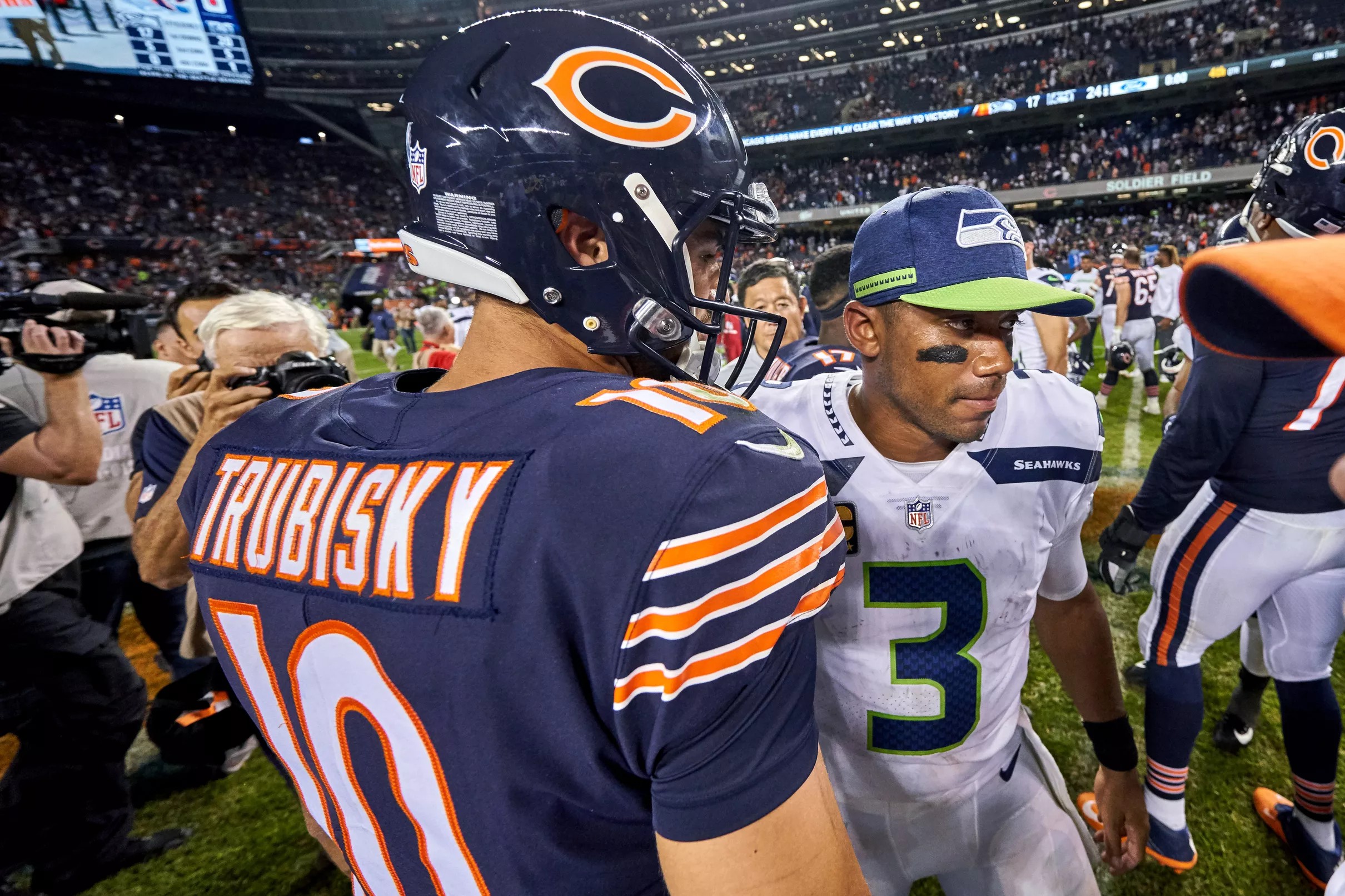 Bears free agency early negotiation day 2 news and rumor tracker