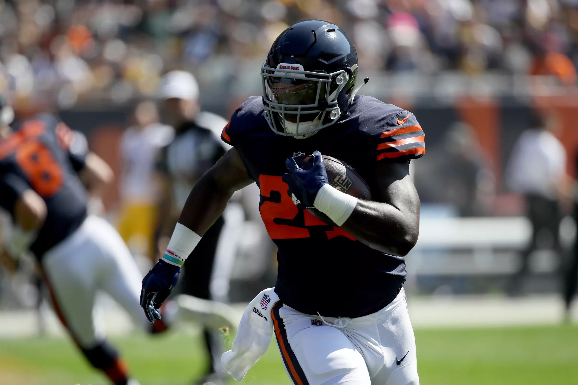 Bears Trade Jordan Howard To Eagles For 2020 Sixth-round Pick