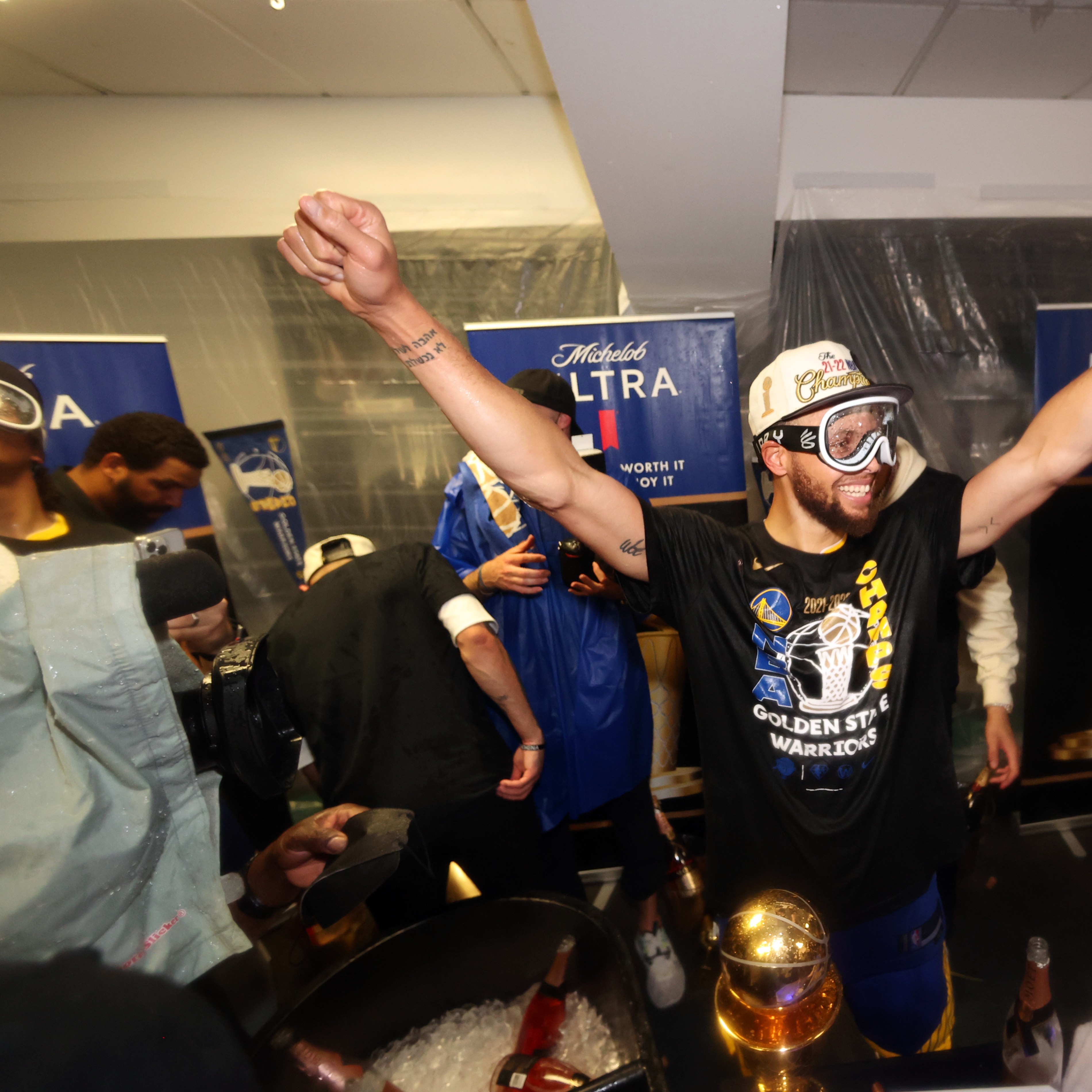 Stephen Curry Haters Have Nothing Left To Say After 4th Nba Title Warriors Gm Says