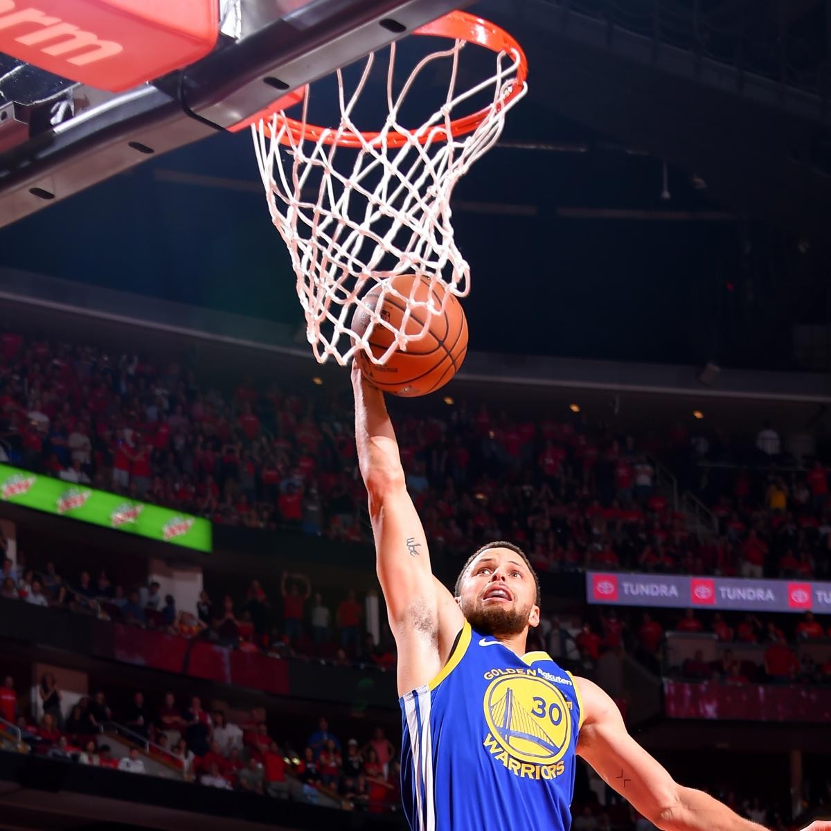 Video: Stephen Curry Misses Dunk at End of Warriors Game 3 OT Loss vs