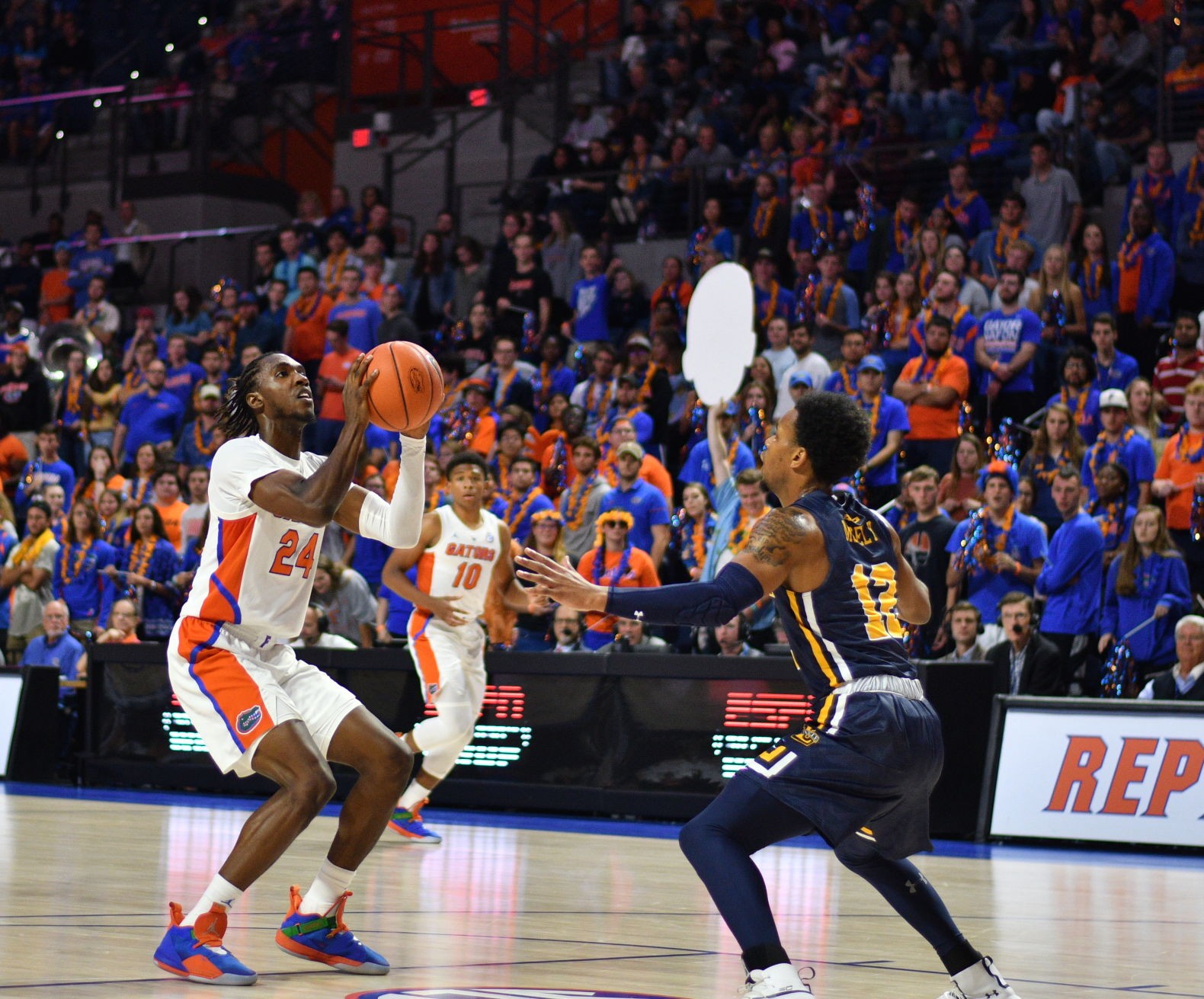 Playing ‘Fact or Fiction’ with UF basketball