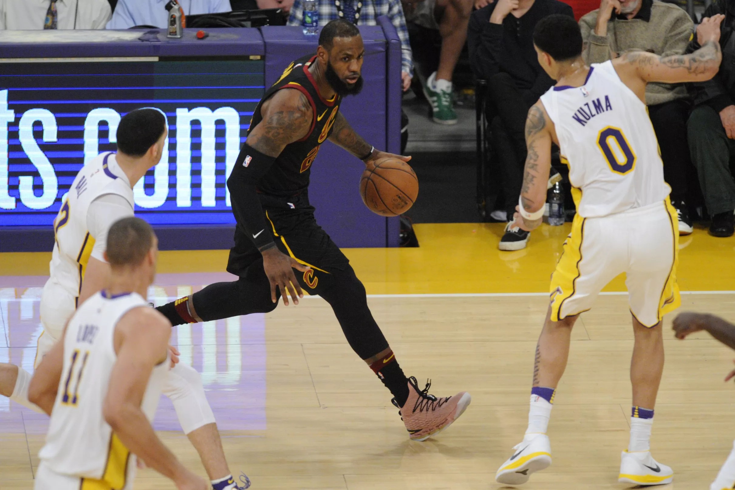 Lakers vs Cavs Final Score Lakers make strong impression on LeBron
