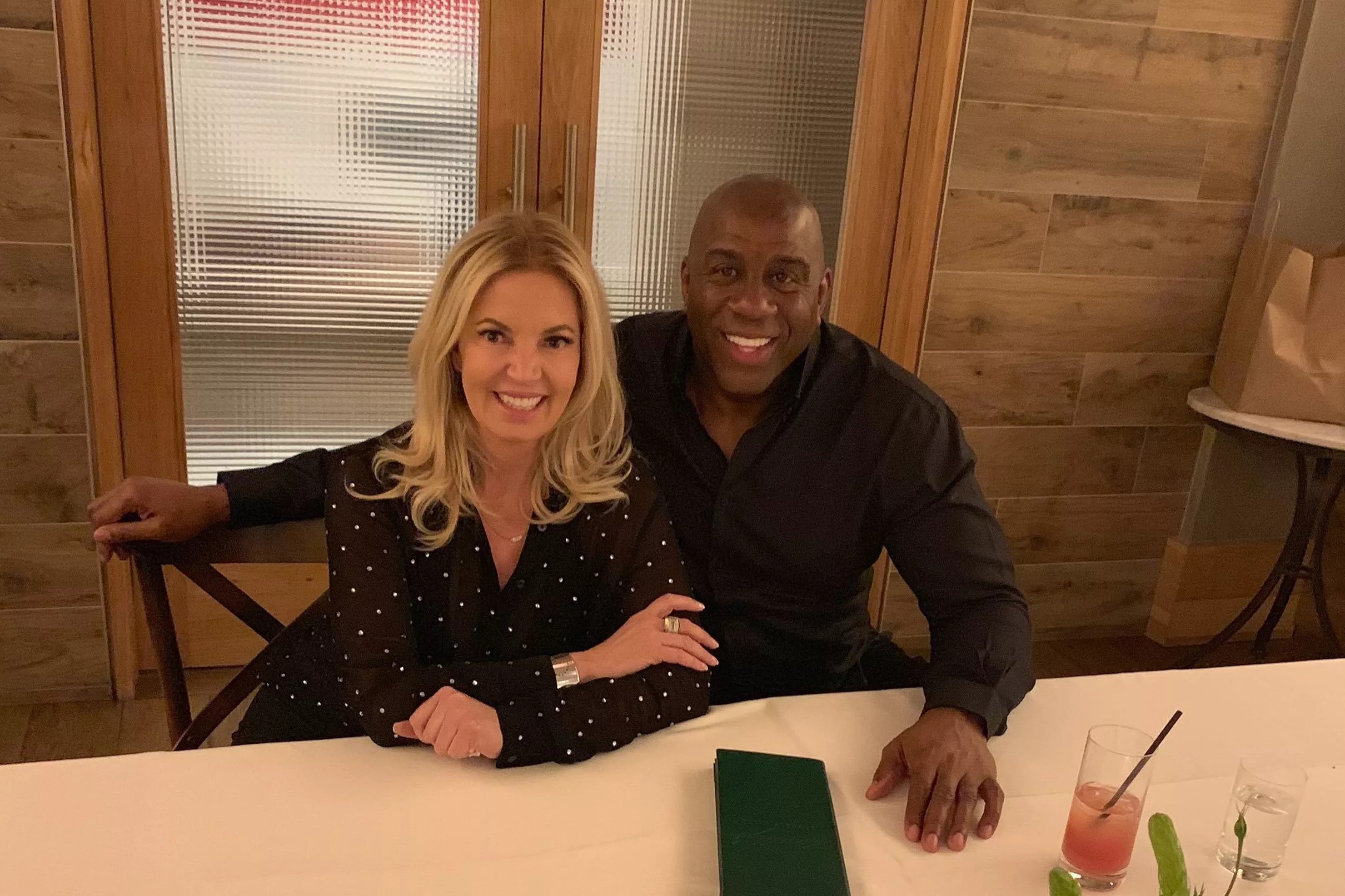 Magic Johnson and Jeanie Buss meet for dinner, are reportedly in 'regu...