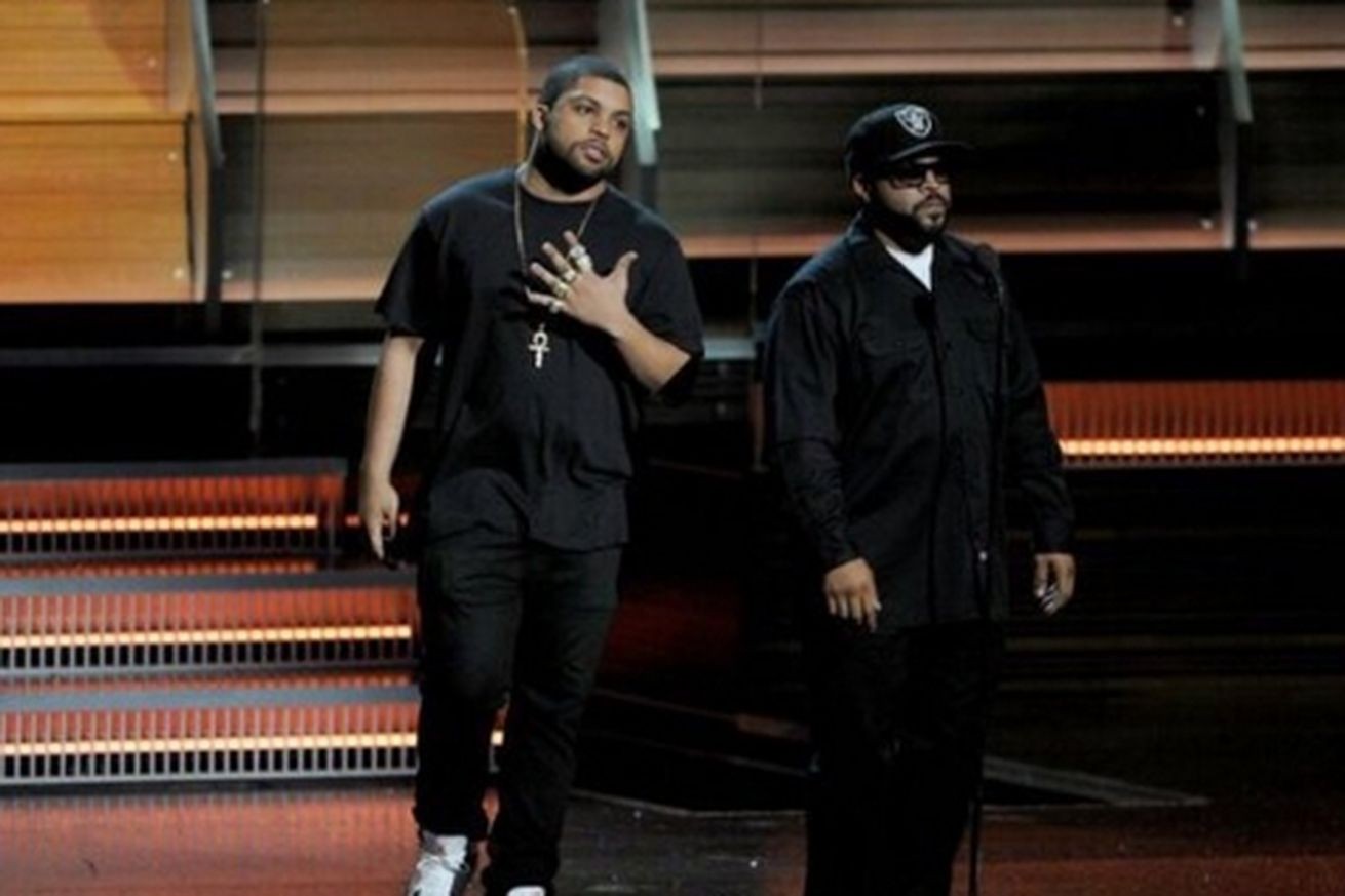 The Los Angeles Raiders cap worn by Ice Cube (O'Shea Jackson Jr