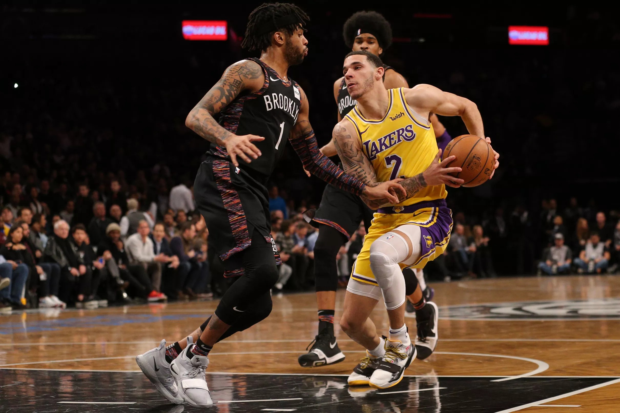 Lakers can’t complete comeback, lose shootout with Nets