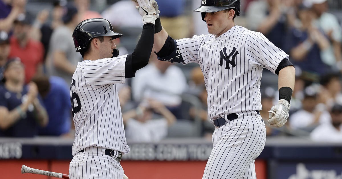 Marinaccio, Holmes escape trouble, Yankees beat Rangers 1-0 on McKinney  homer