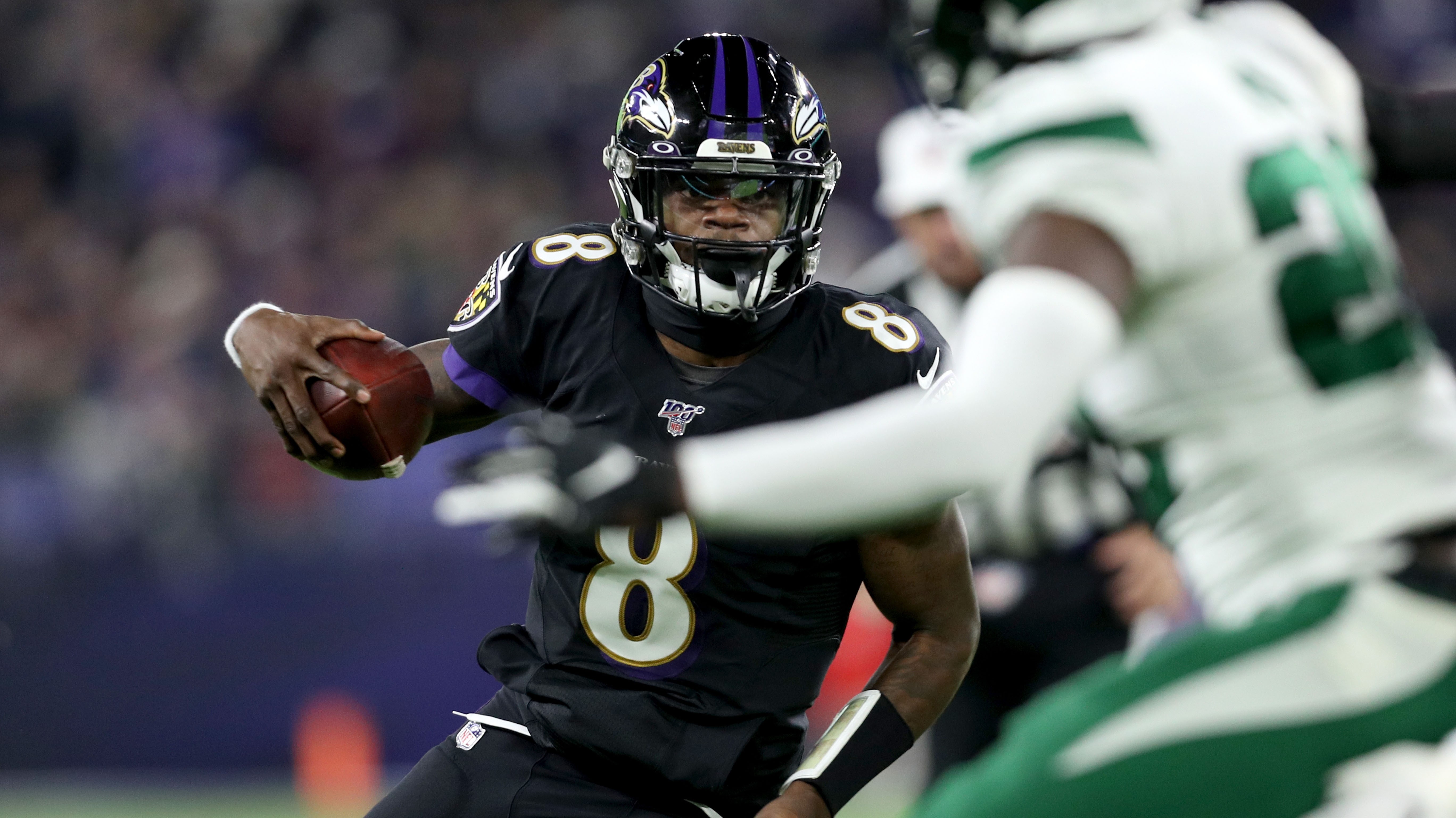 Lamar Jackson Sets QB Rushing Record, Ravens Run Over Jets 42-21