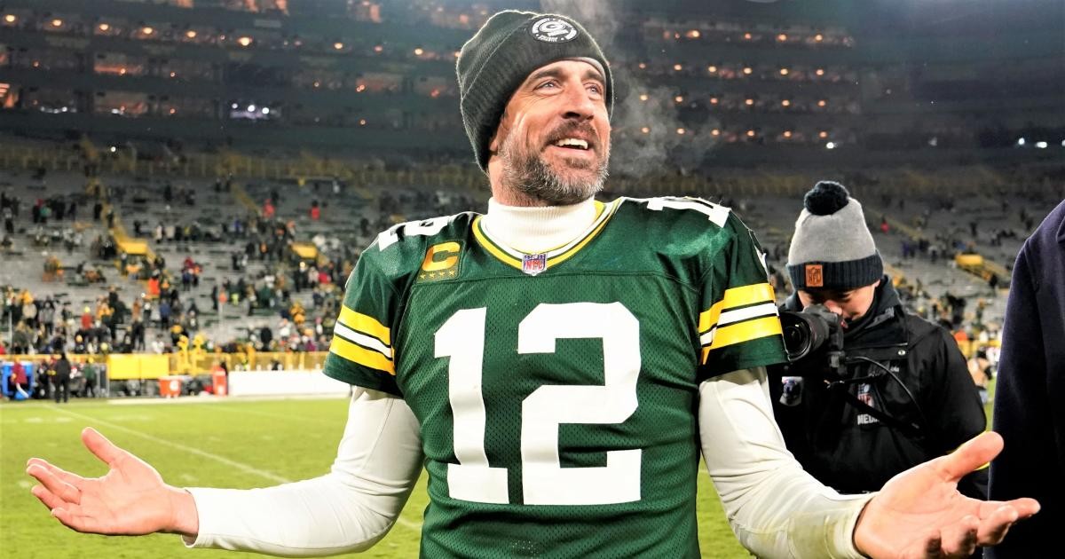 Aaron Rodgers says his intention is to play for the Jets - CBS New York