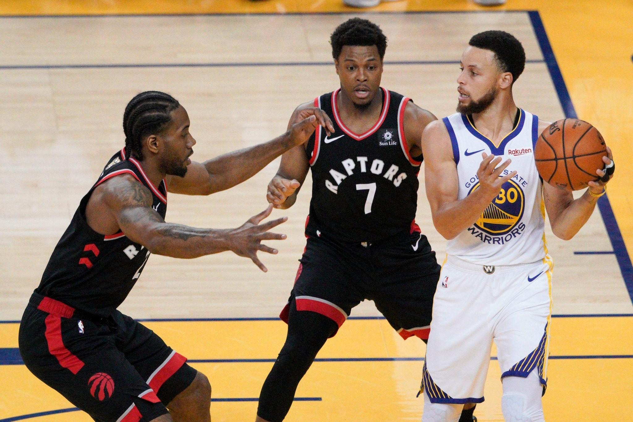 Raptors Beat Warriors in Game 3 of the N.B.A. Finals