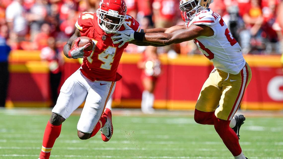Dee Ford, Sammy Watkins get back on the field for the Chiefs