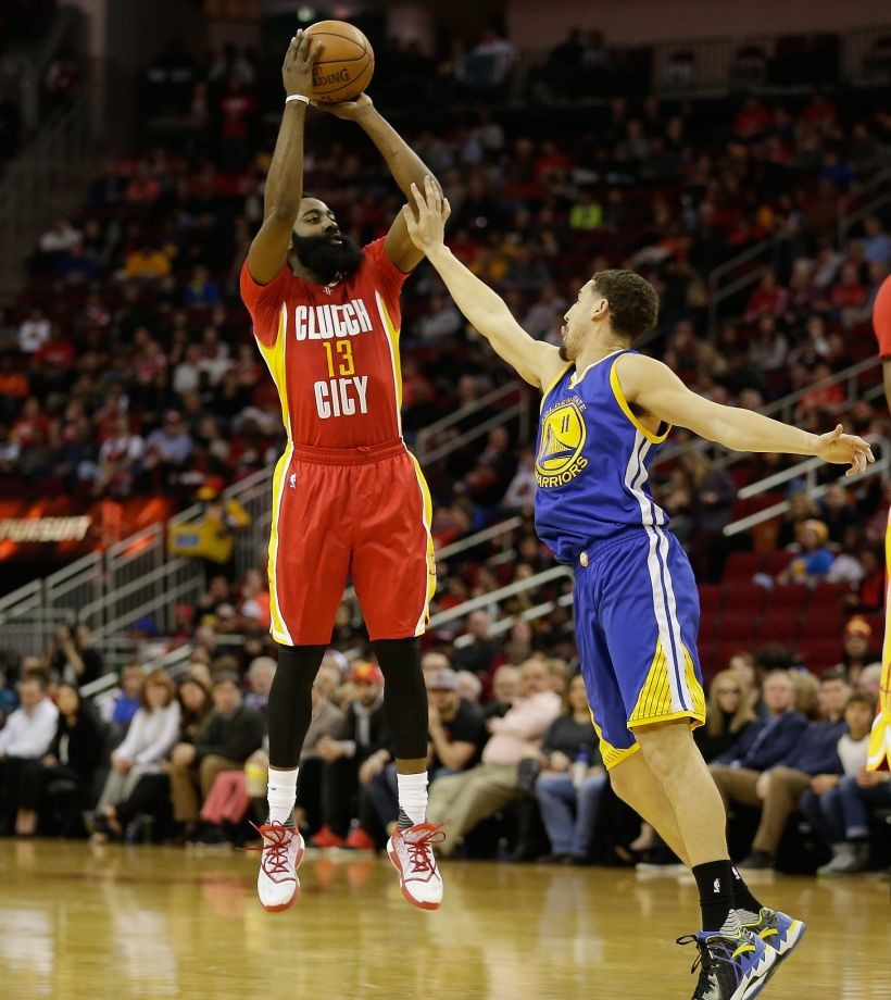 Warriors beat Houston without MVP Curry