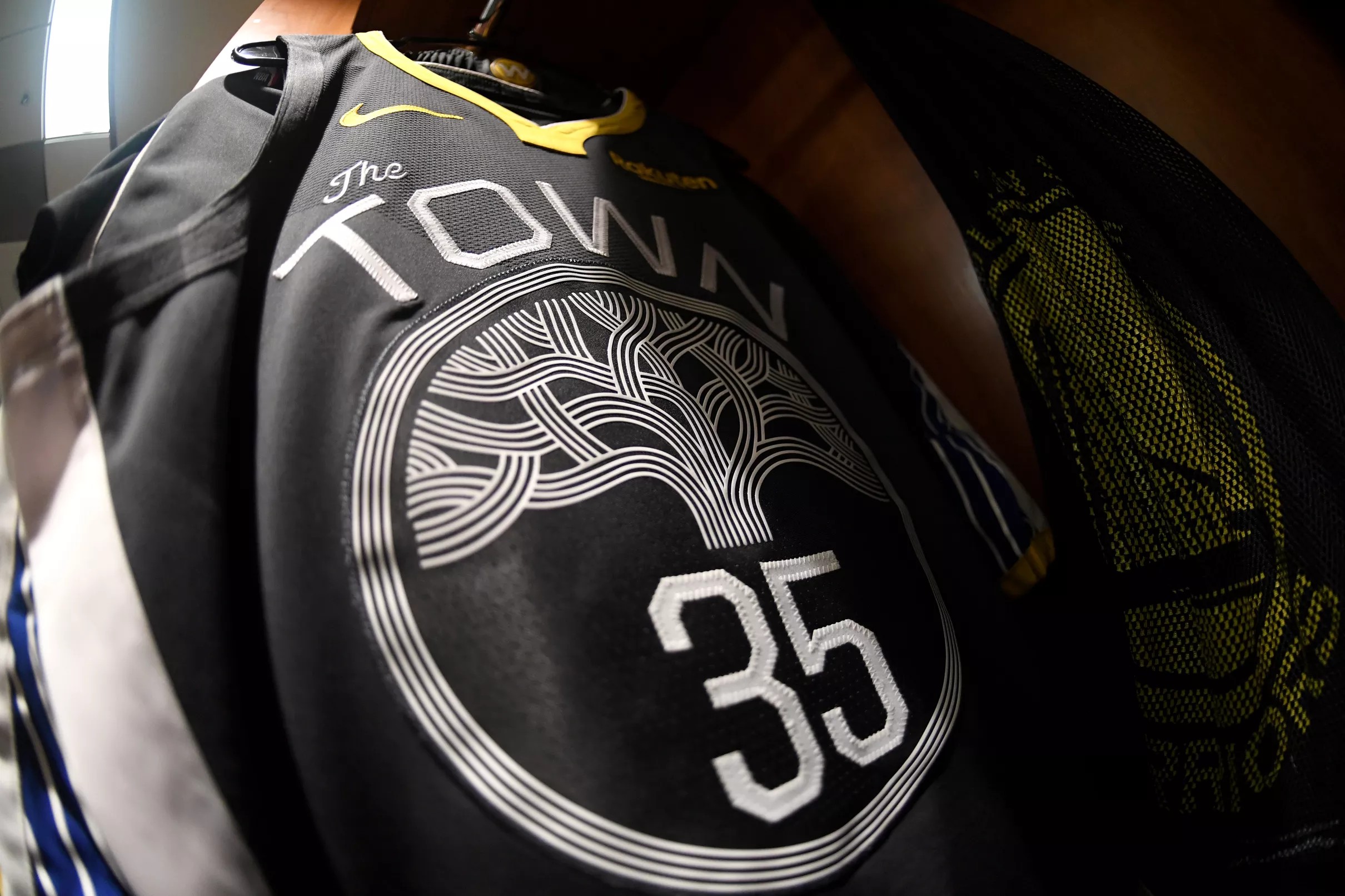 kevin-durant-changes-jersey-number-references-warriors-brotherhood