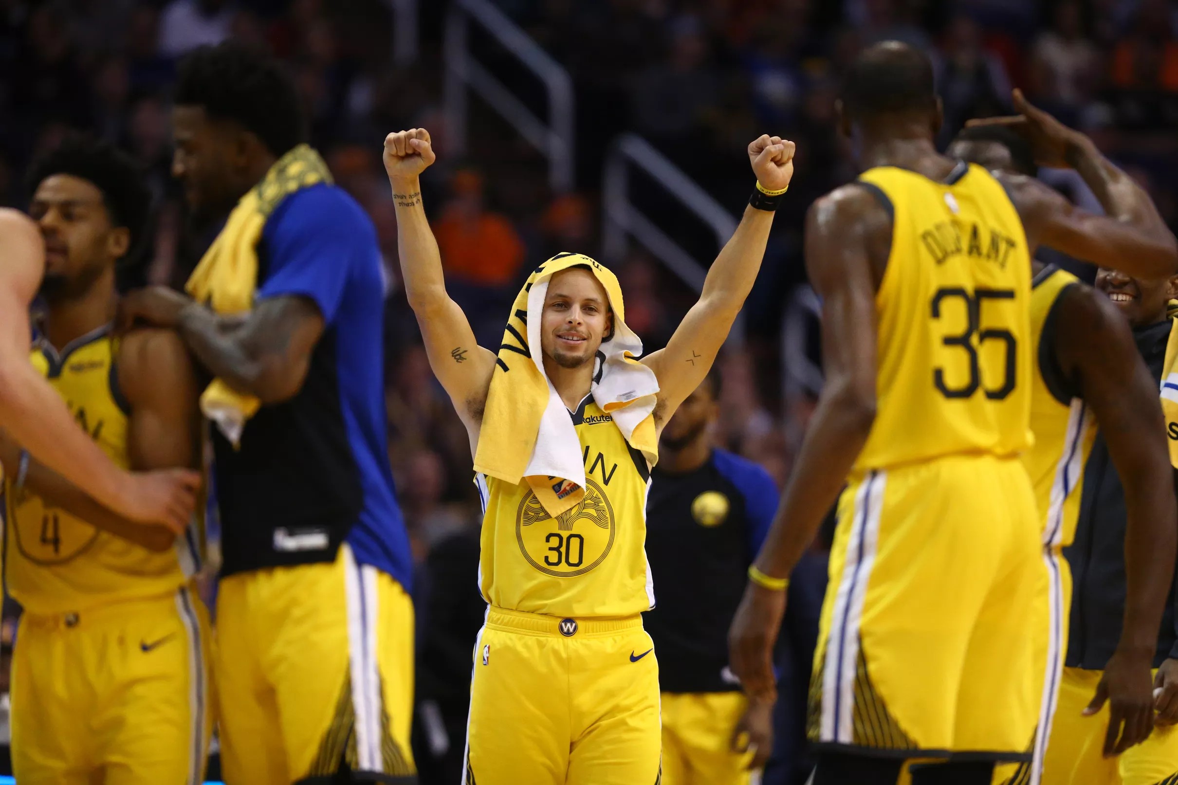 Steph Curry leads Western Conference guards in first AllStar vote