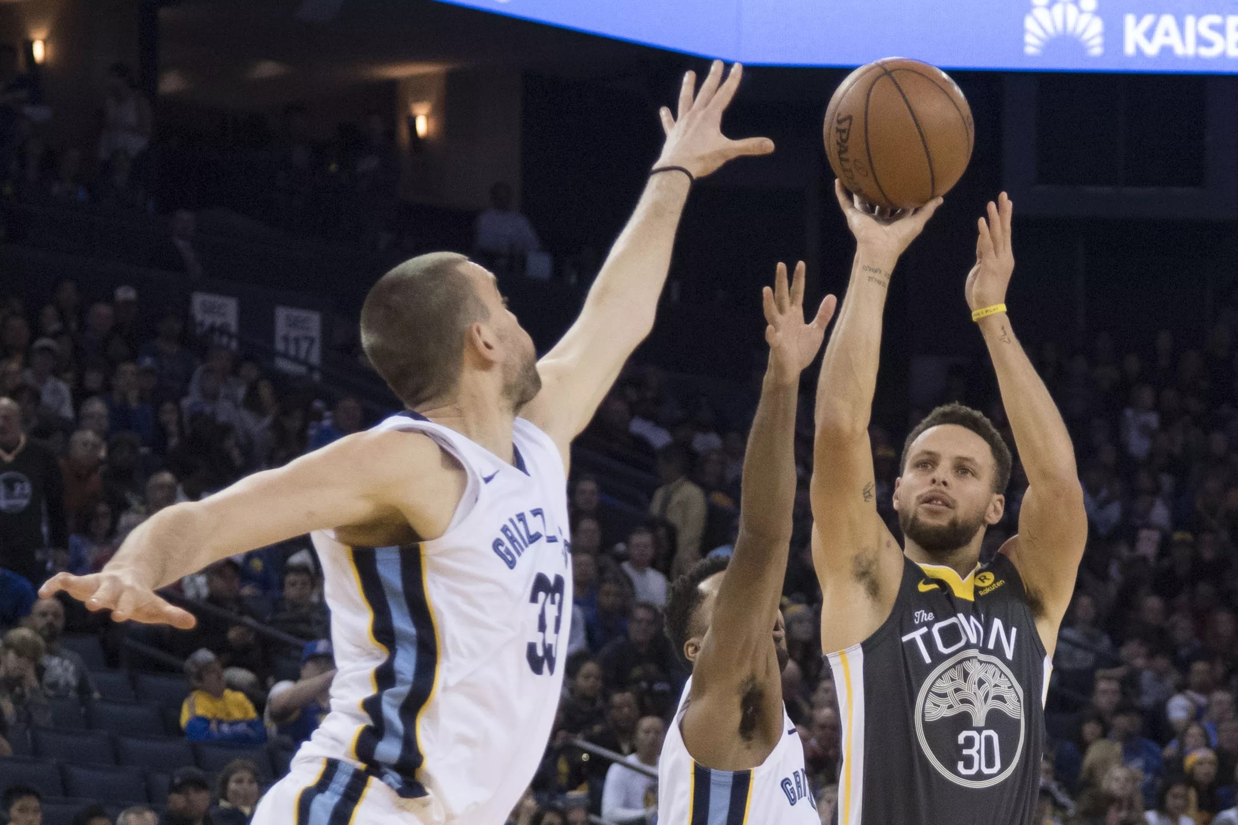 Explain One Play: Stephen Curry’s 10 Threes