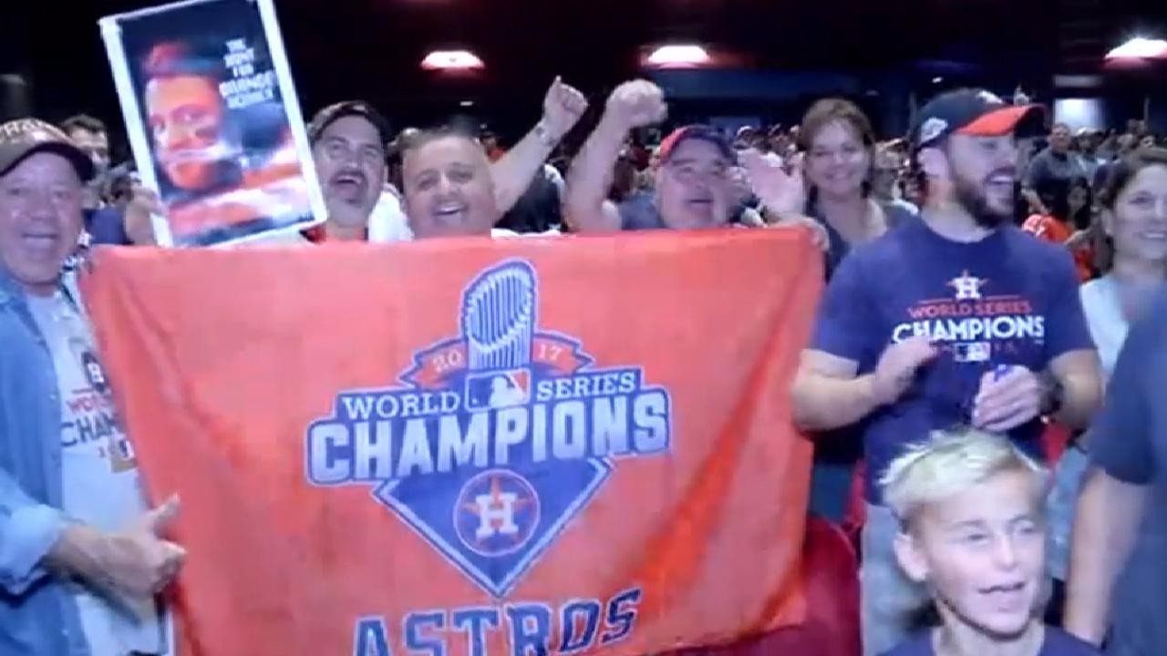 Astros receive record postseason shares