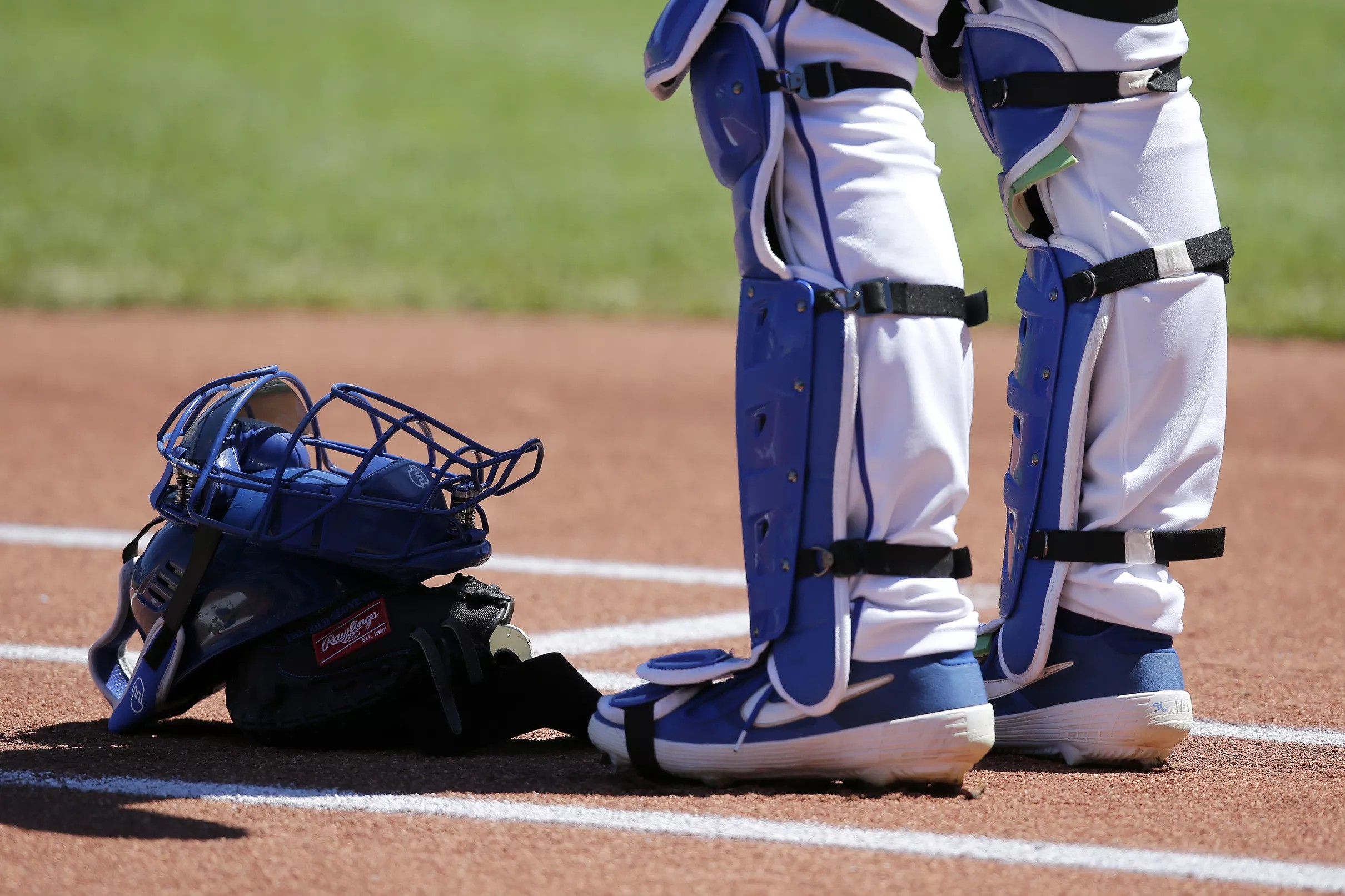 Out of the Frame The Effect of an Electronic Strike Zone on Catching