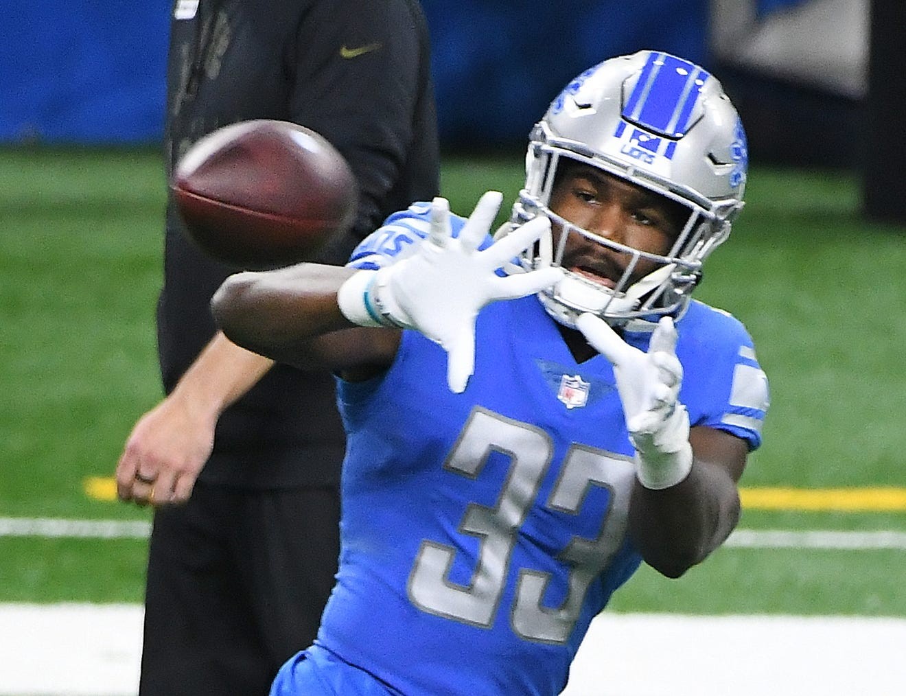 Live updates Washington scores first TD of game, Lions lead 2410 in 3Q