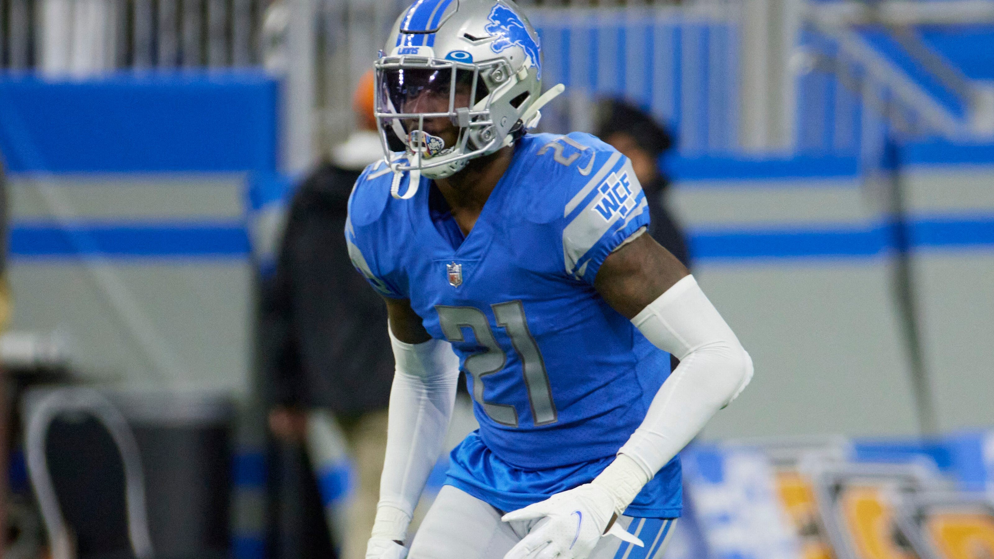 What should the Lions do with safety Tracy Walker?