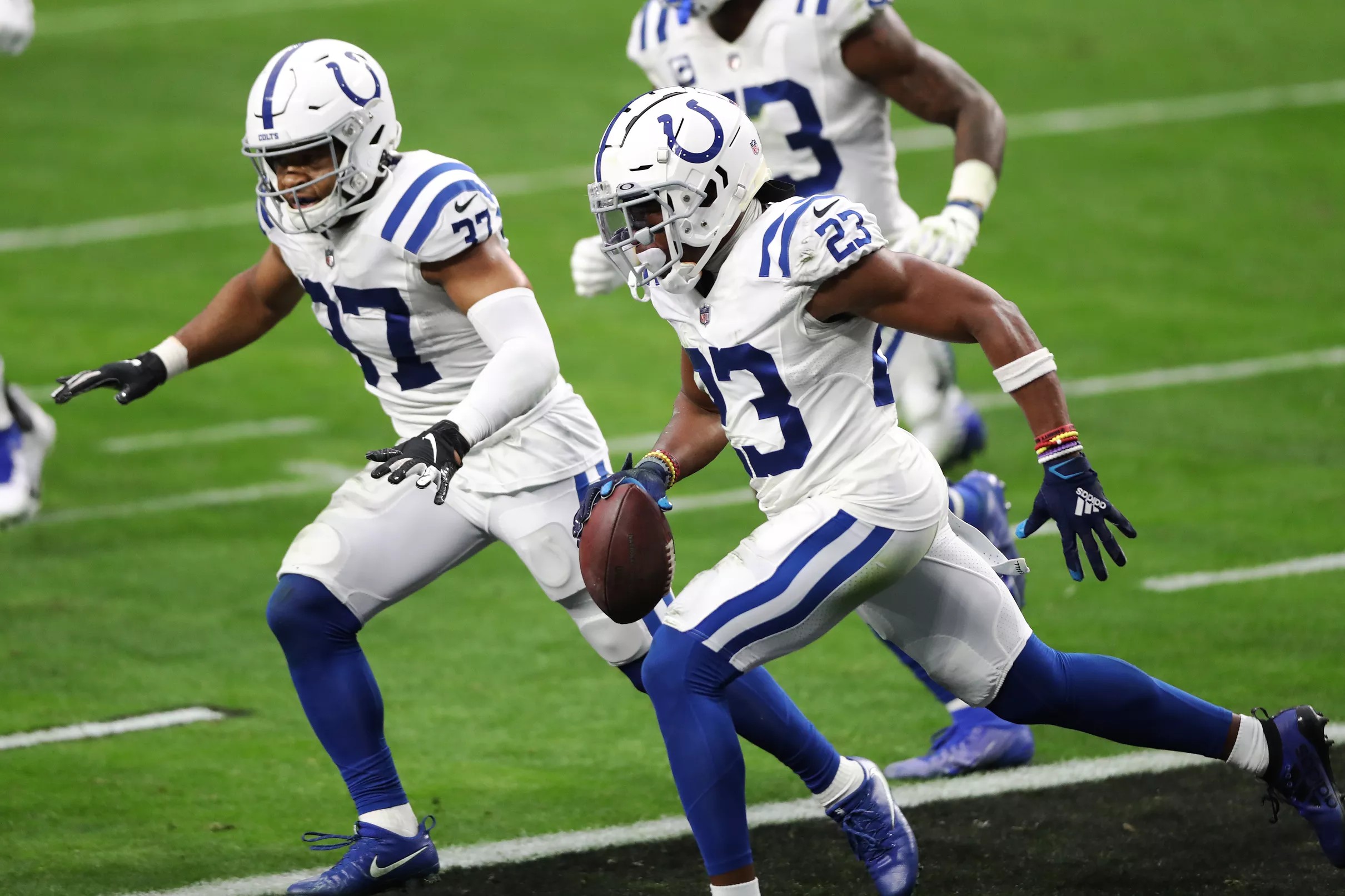 A Pair of Colts Cornerbacks Earn PFF’s ‘Week 14 NFL Team of the Week