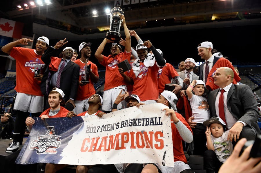 SMU basketball gets its American Conference championship rings