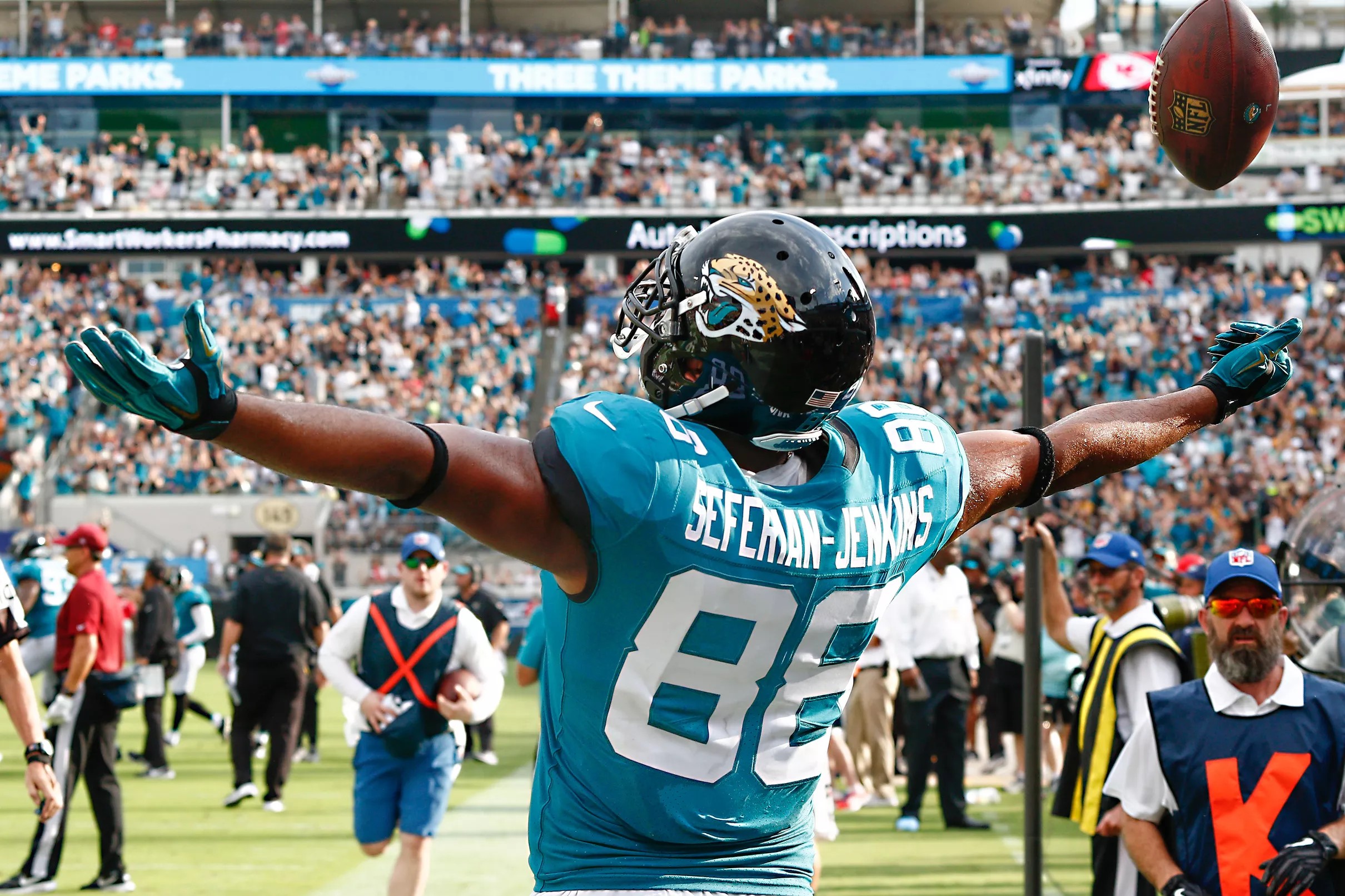 Why the new Jaguars uniforms are actually good and not bad