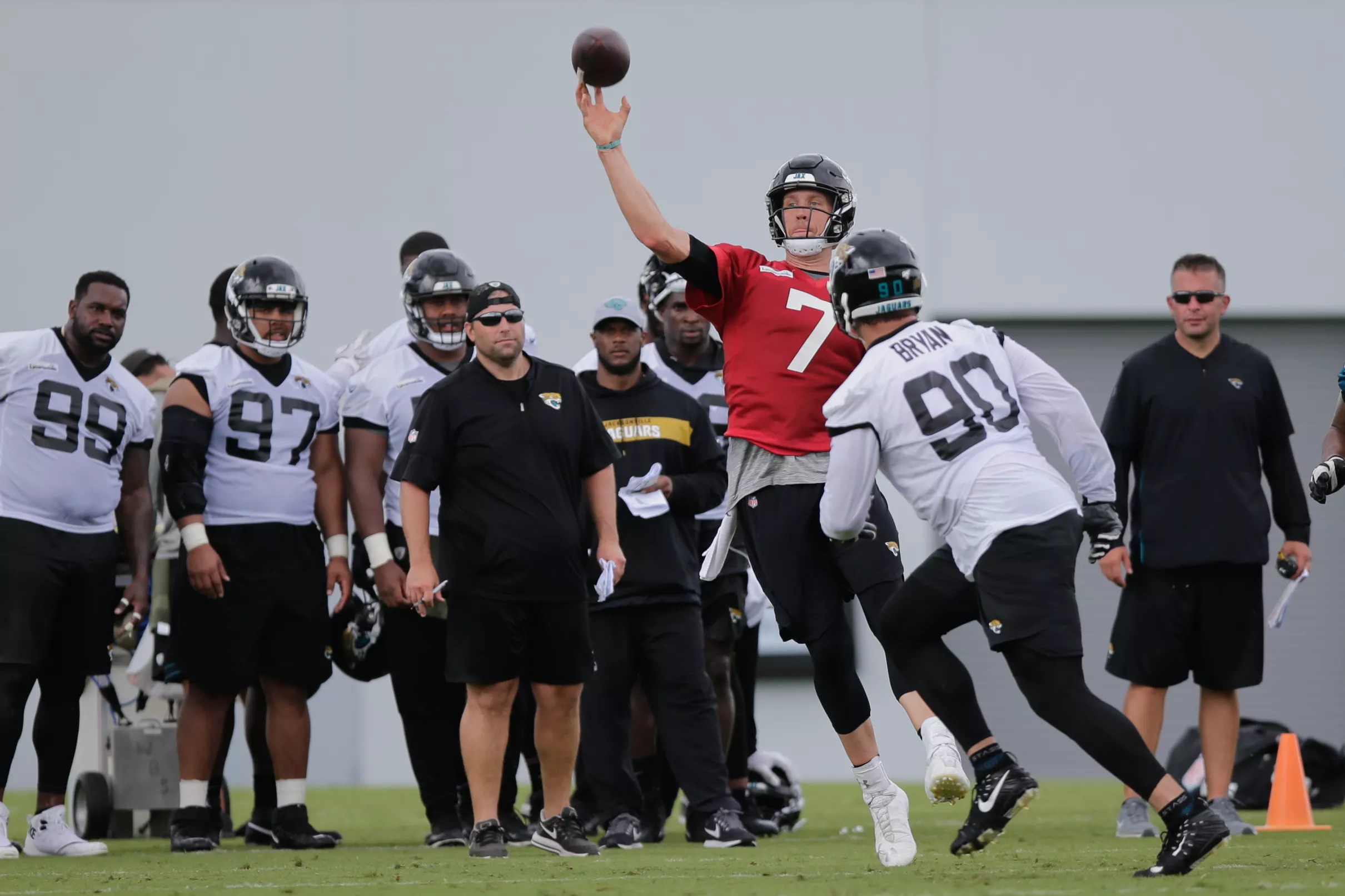 Jaguars Training Camp: Day 2 –  The Day'S Biggest Controversies - f2byepb