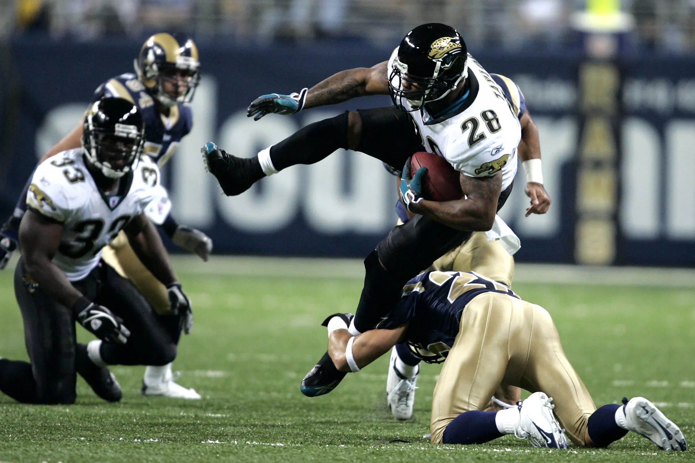 Jaguars vs. Rams series history Unfamiliar foes