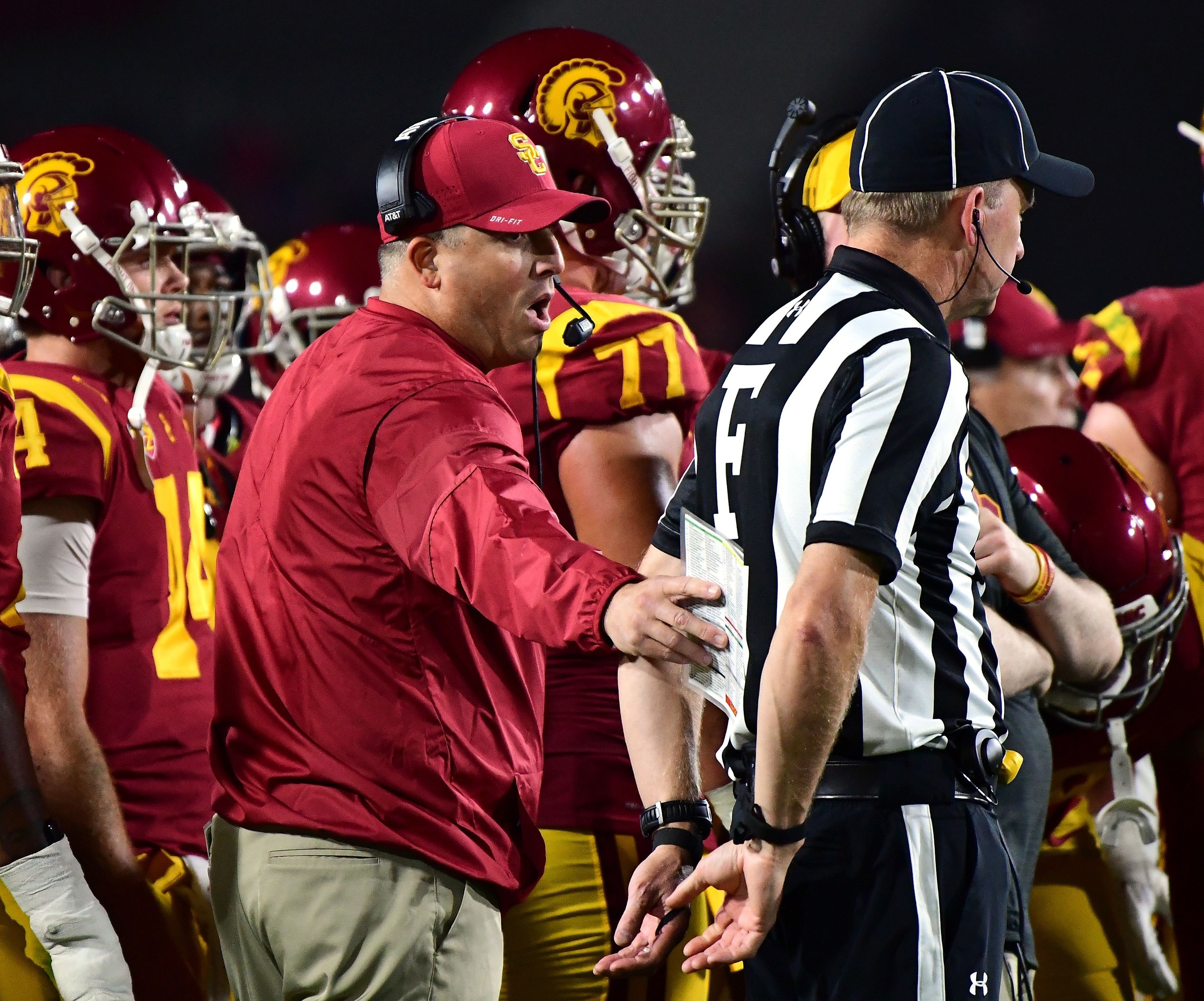 USC Football rises in coaches Top 25, but stands still in AP poll